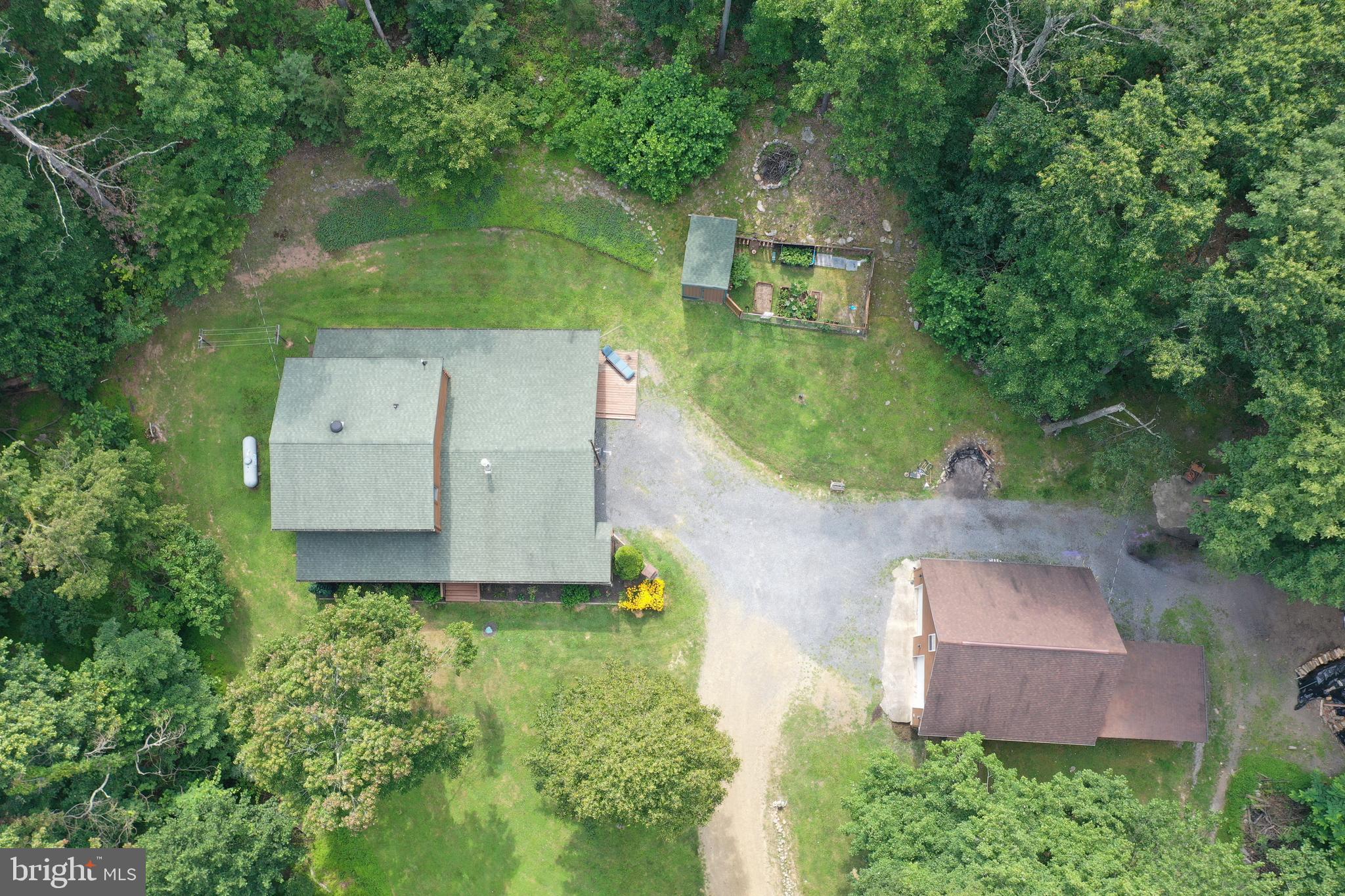 OWL HOLLOW CABINS - Residential