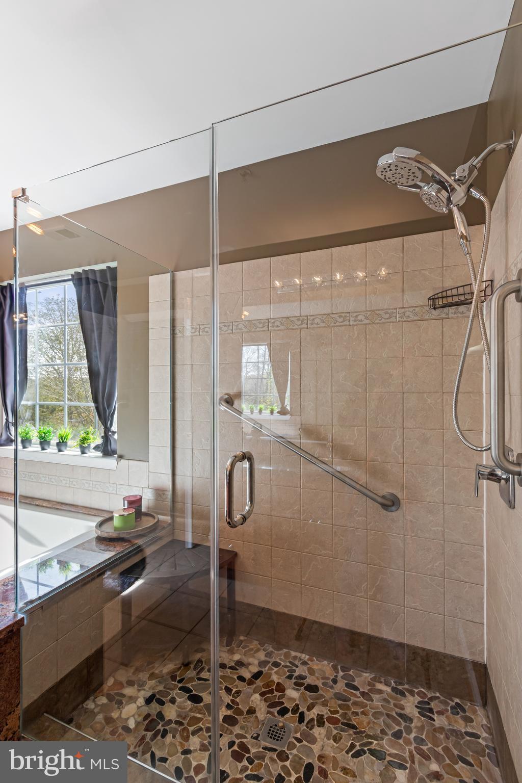 ROSE VALLEY ESTATES - Residential