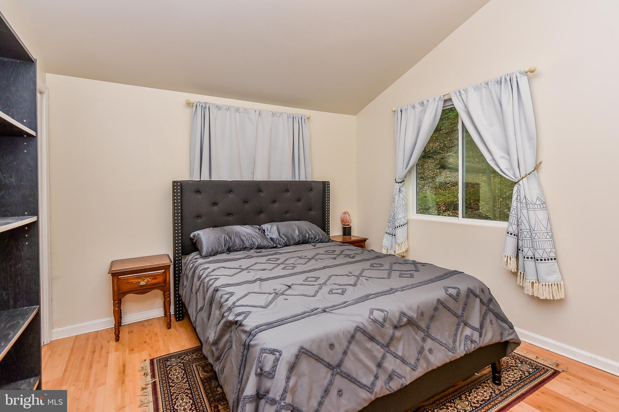 SLEEPY HOLLOW - Residential