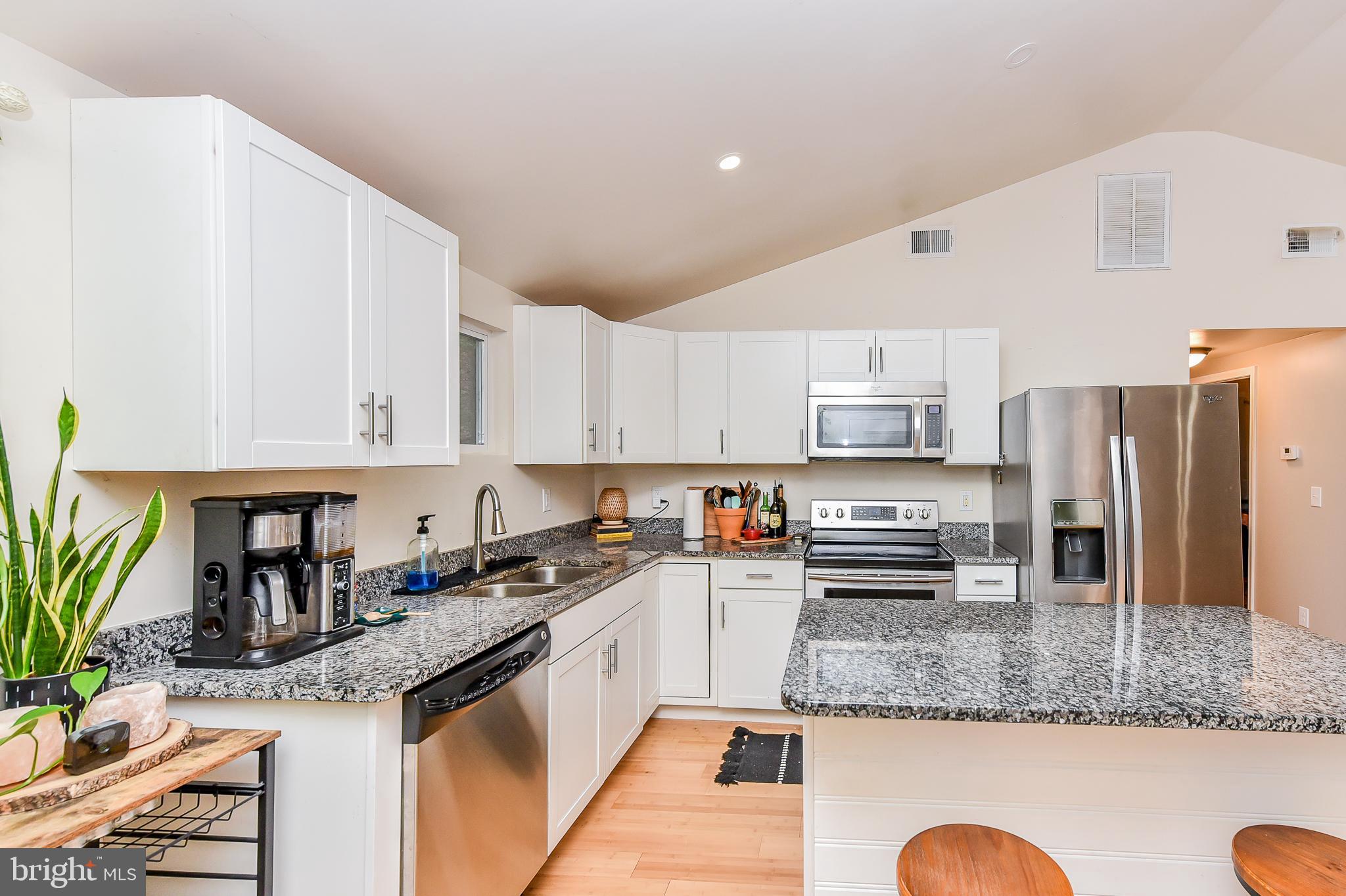 SLEEPY HOLLOW - Residential