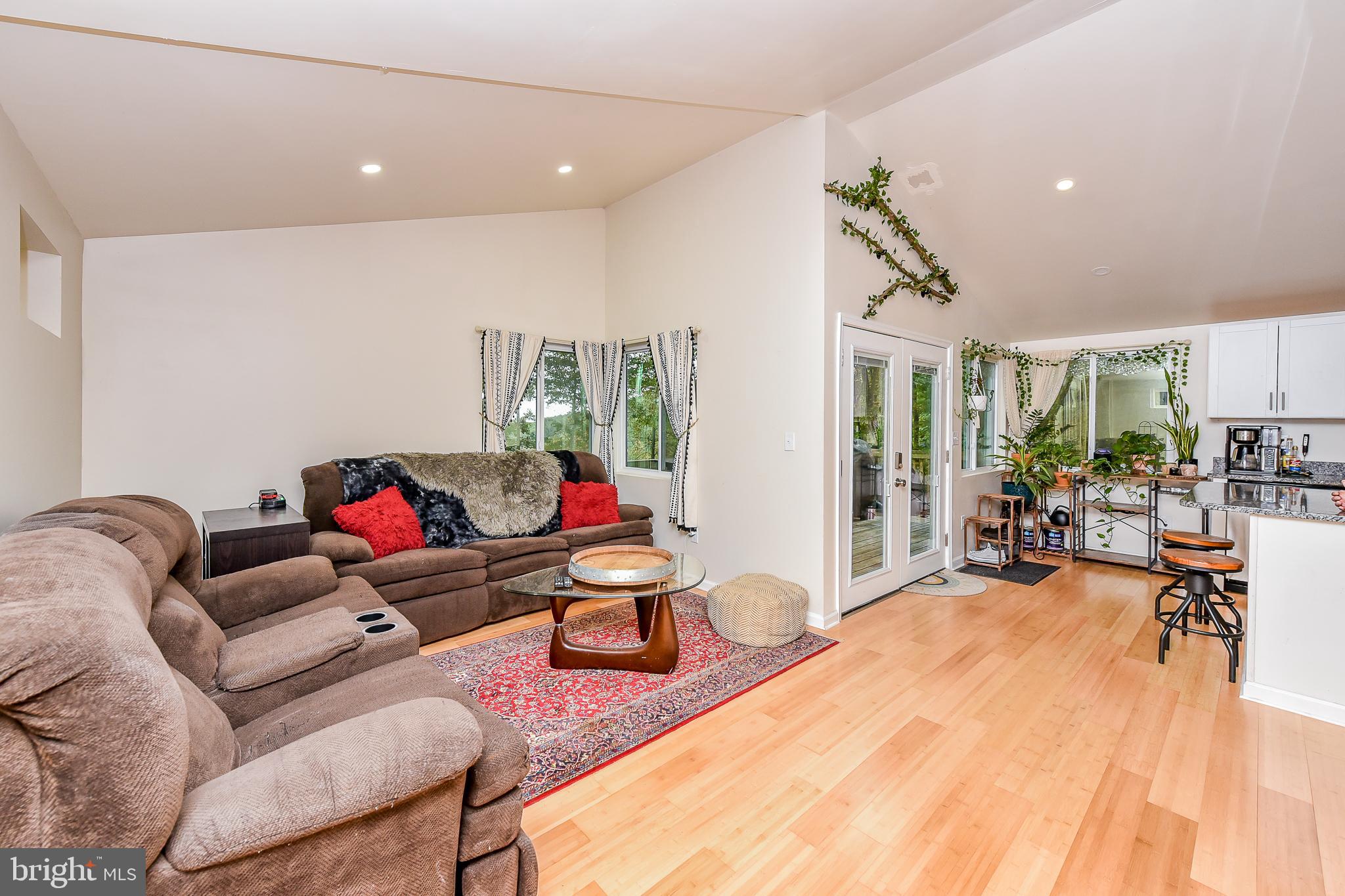 SLEEPY HOLLOW - Residential