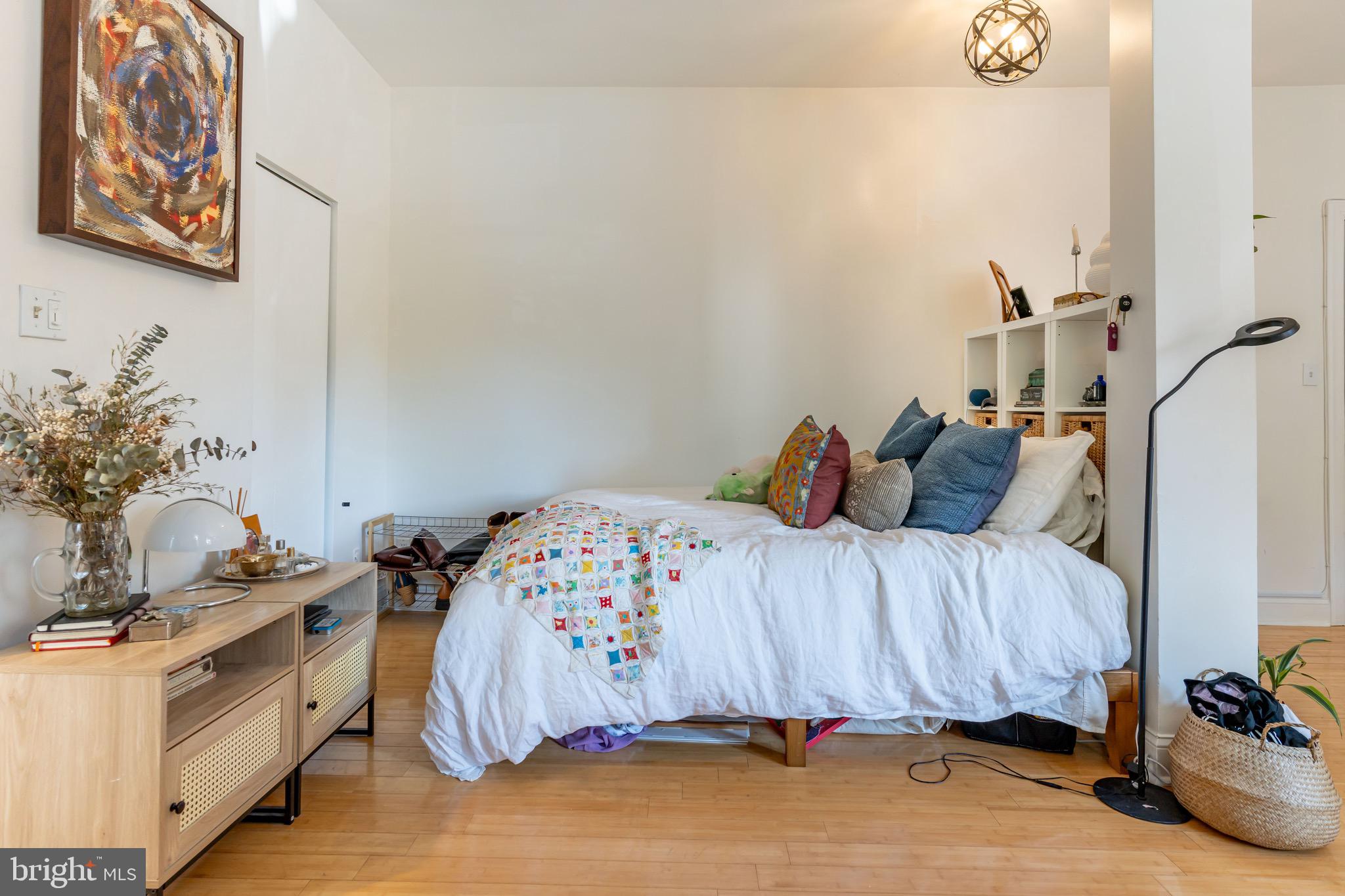 OLD CITY #2 - Residential