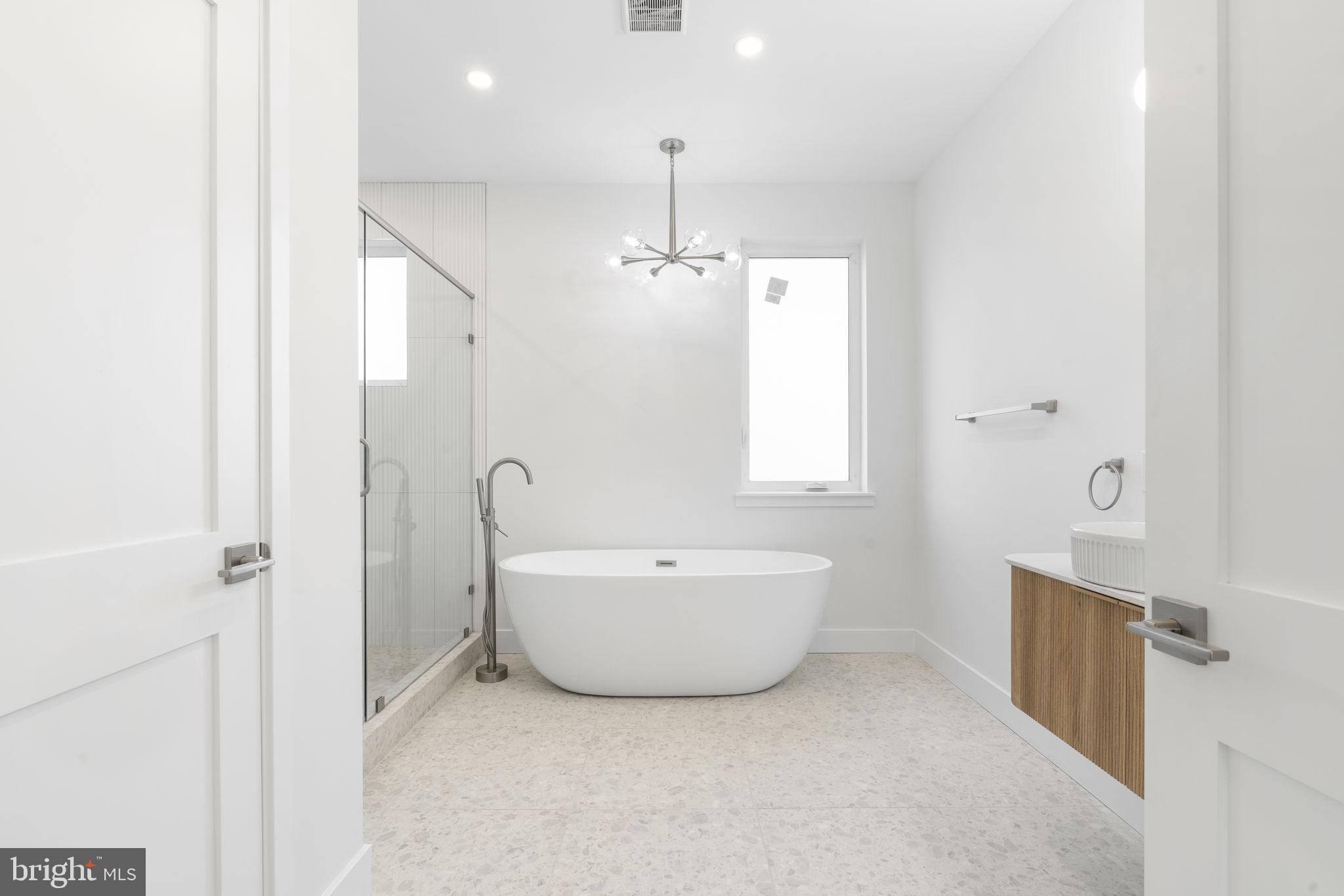 GRADUATE HOSPITAL - Residential