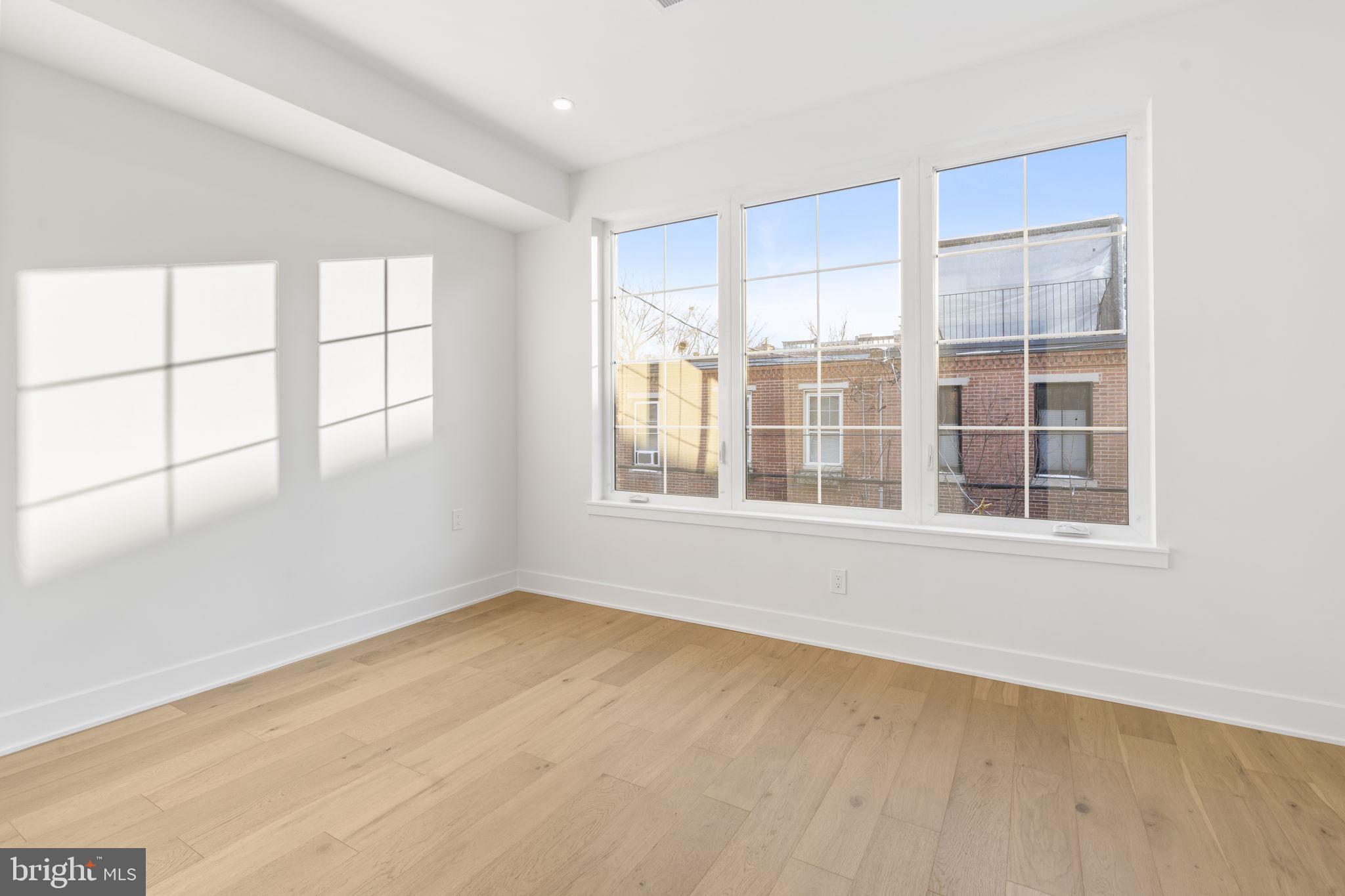 GRADUATE HOSPITAL - Residential