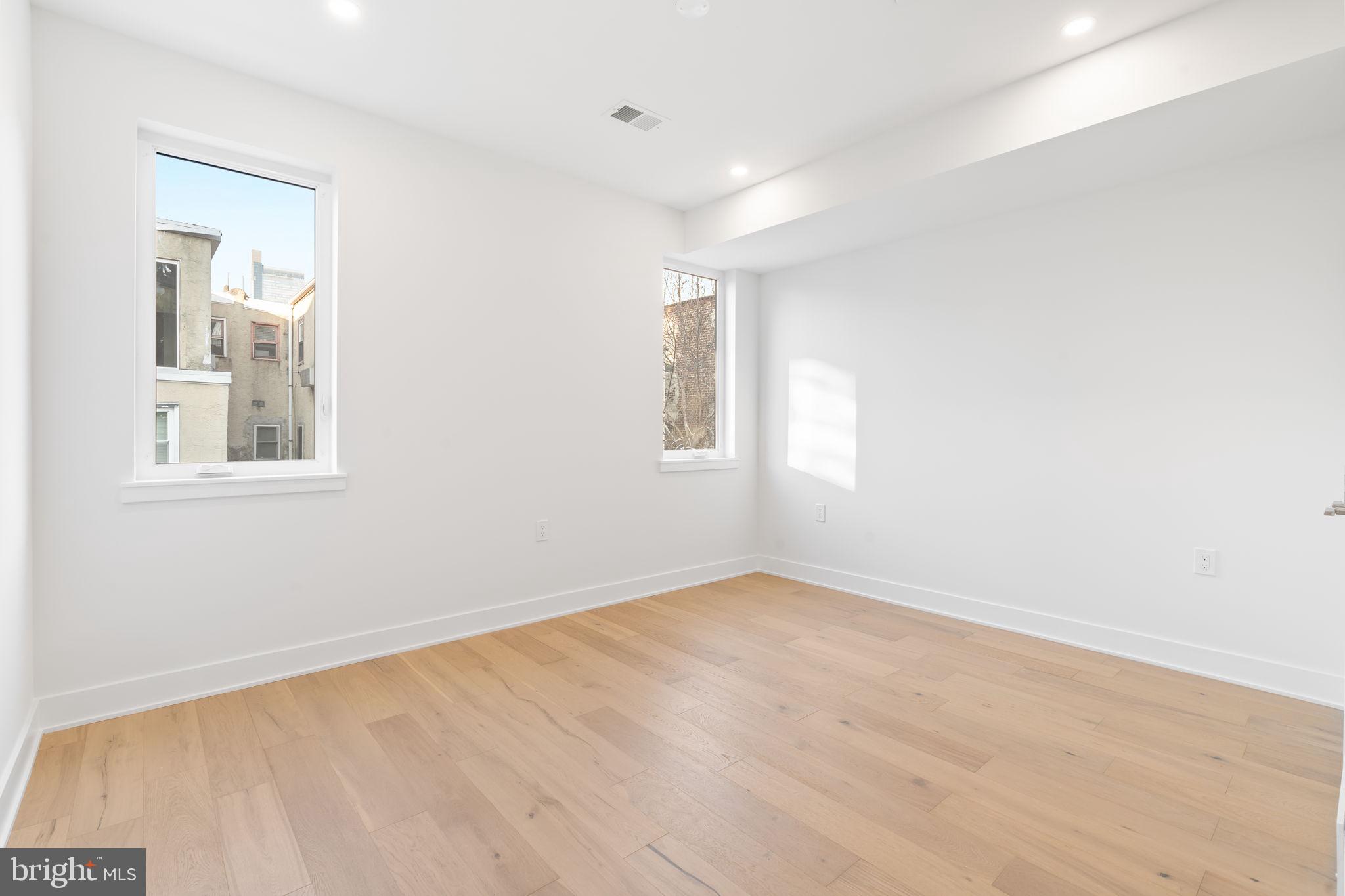 GRADUATE HOSPITAL - Residential