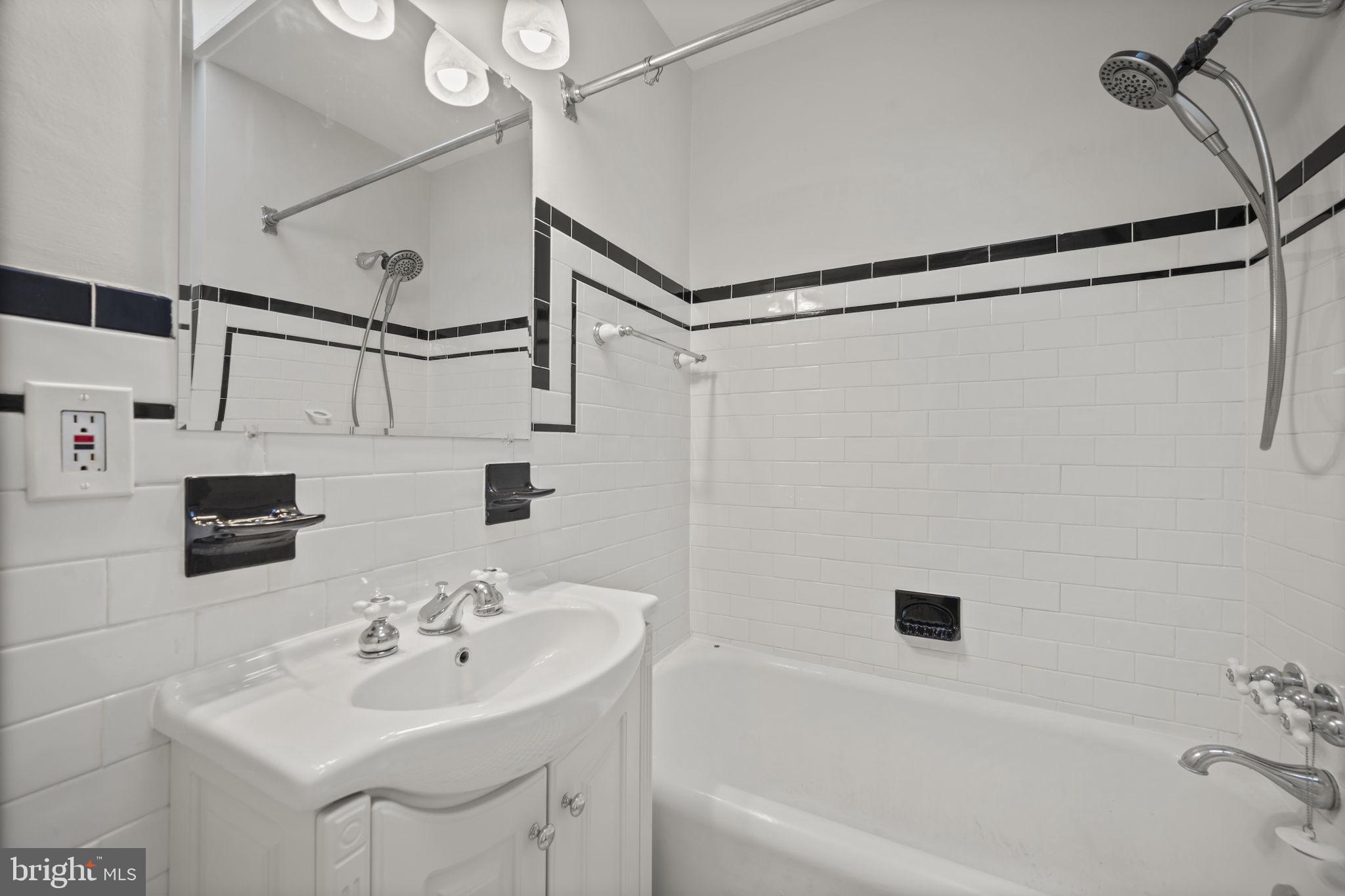 PARADISE - Residential