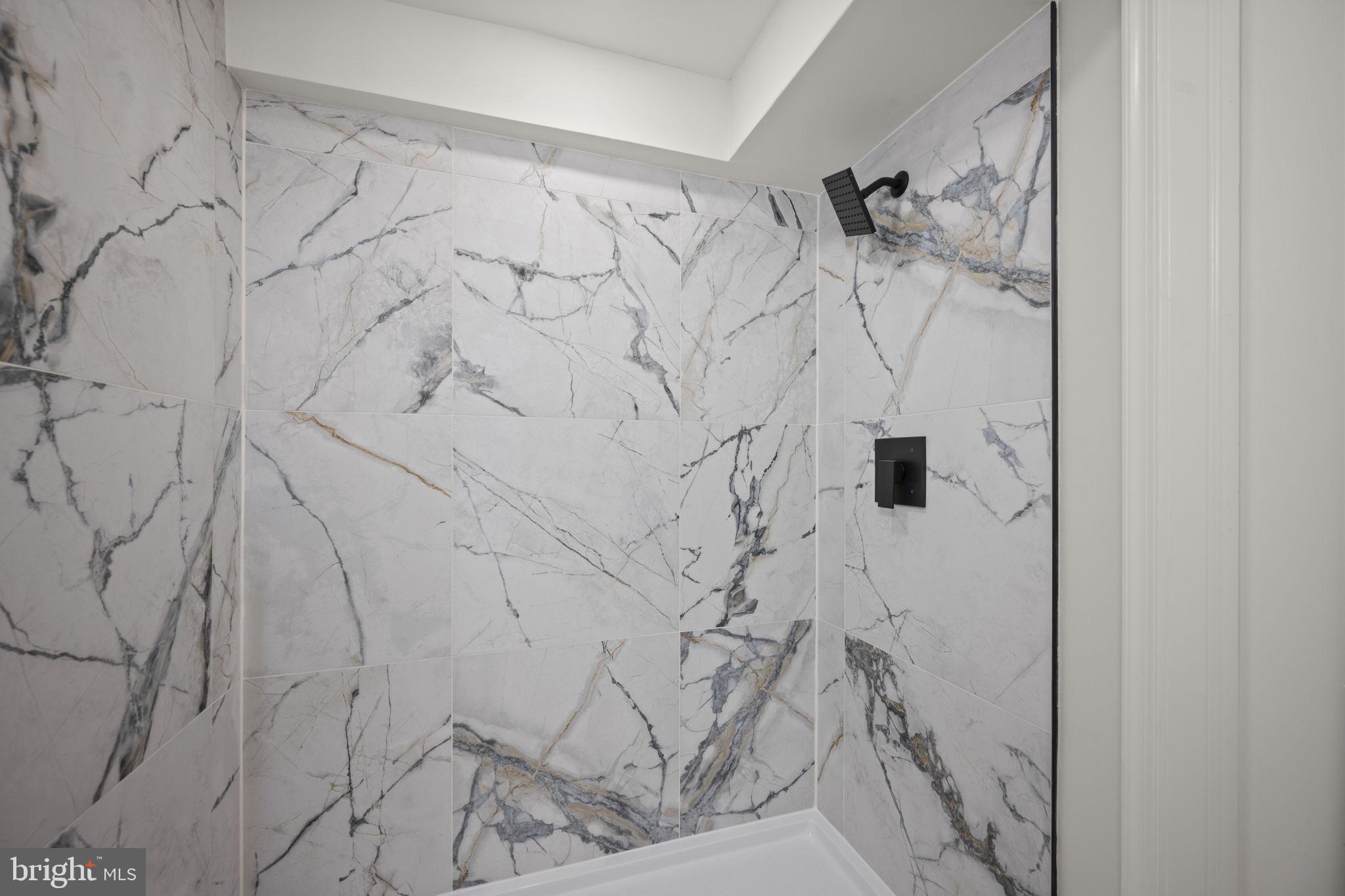 PARADISE - Residential