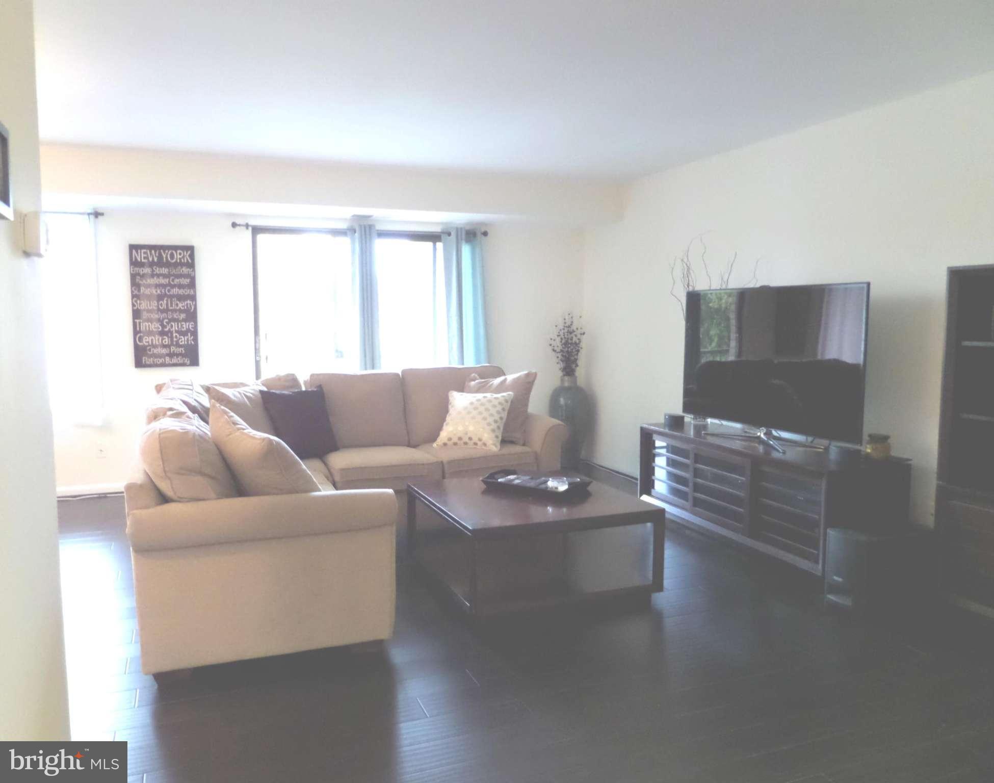 WESTLAKE PARK - Residential Lease