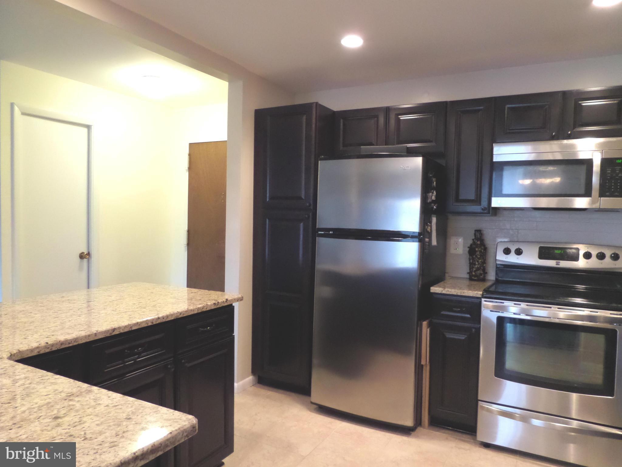 WESTLAKE PARK - Residential Lease