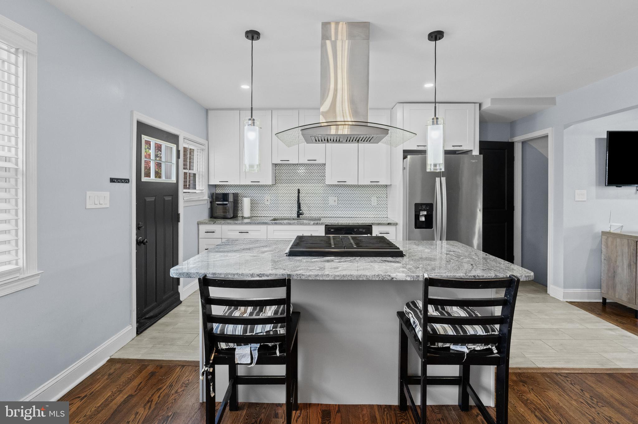 GLENMORE PARK - Residential