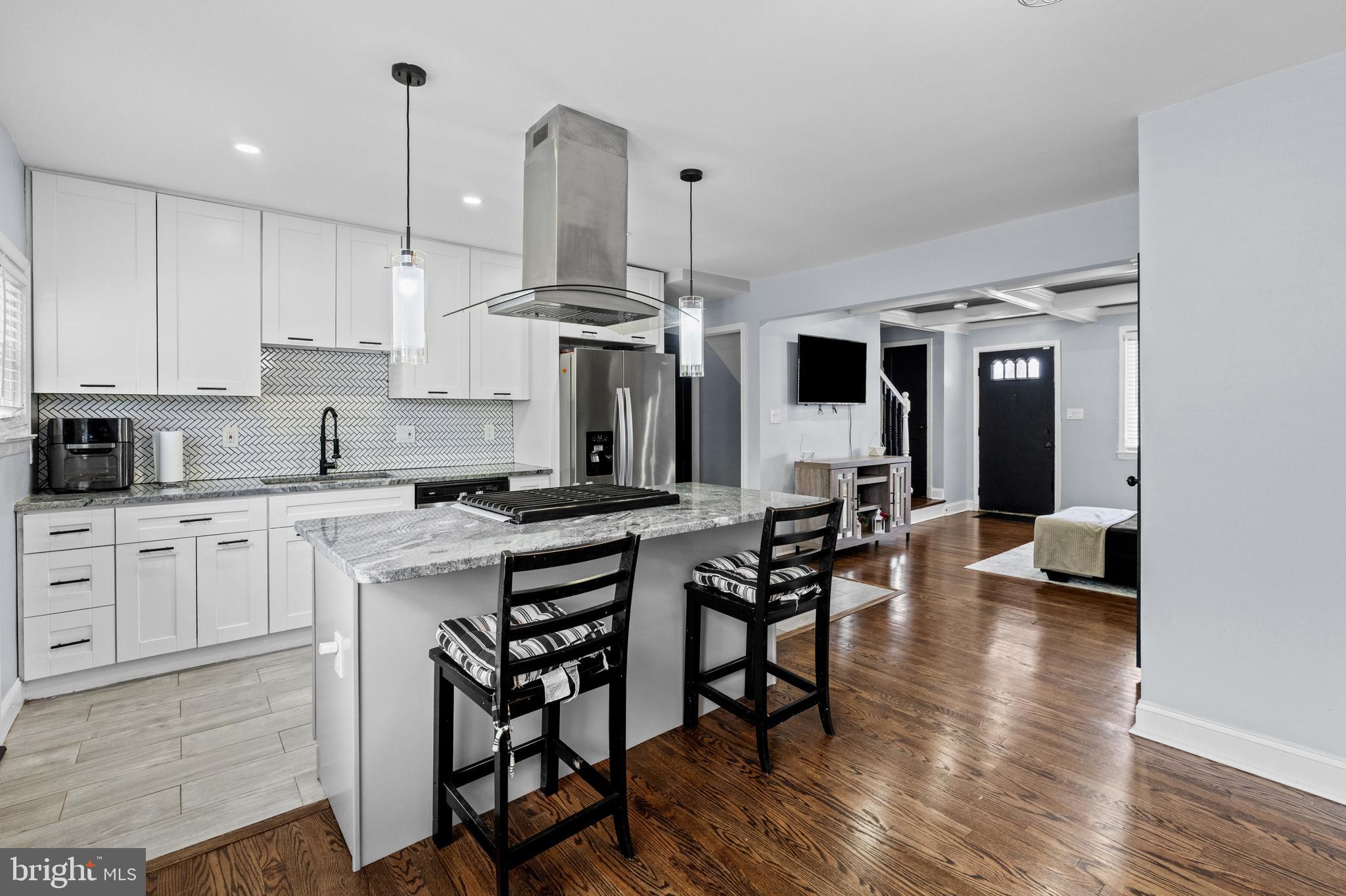 GLENMORE PARK - Residential