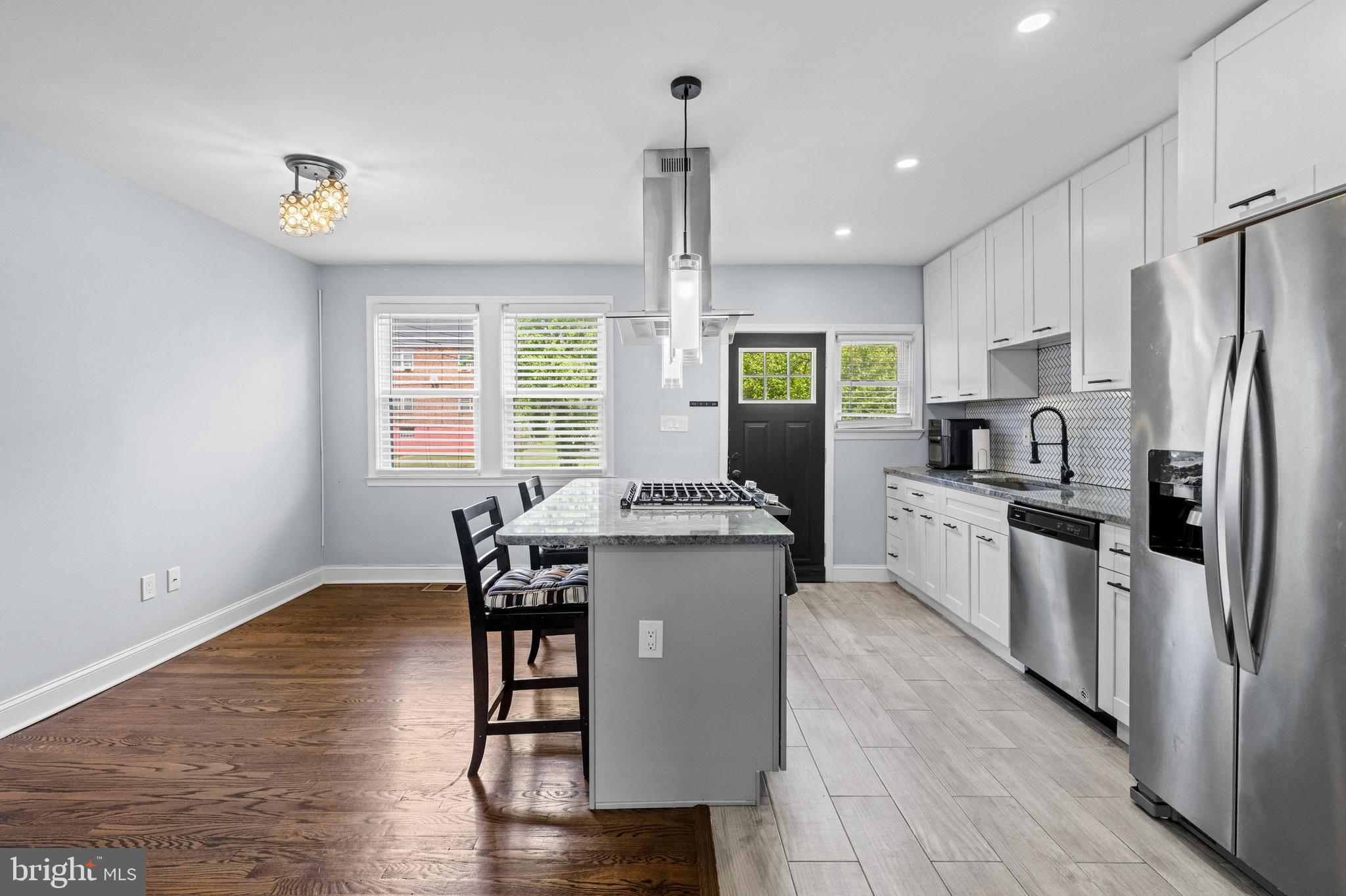 GLENMORE PARK - Residential