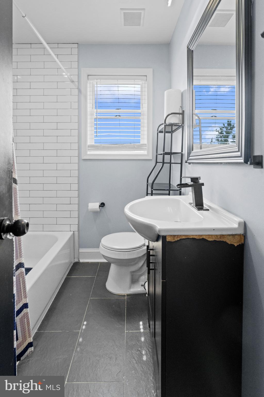 GLENMORE PARK - Residential