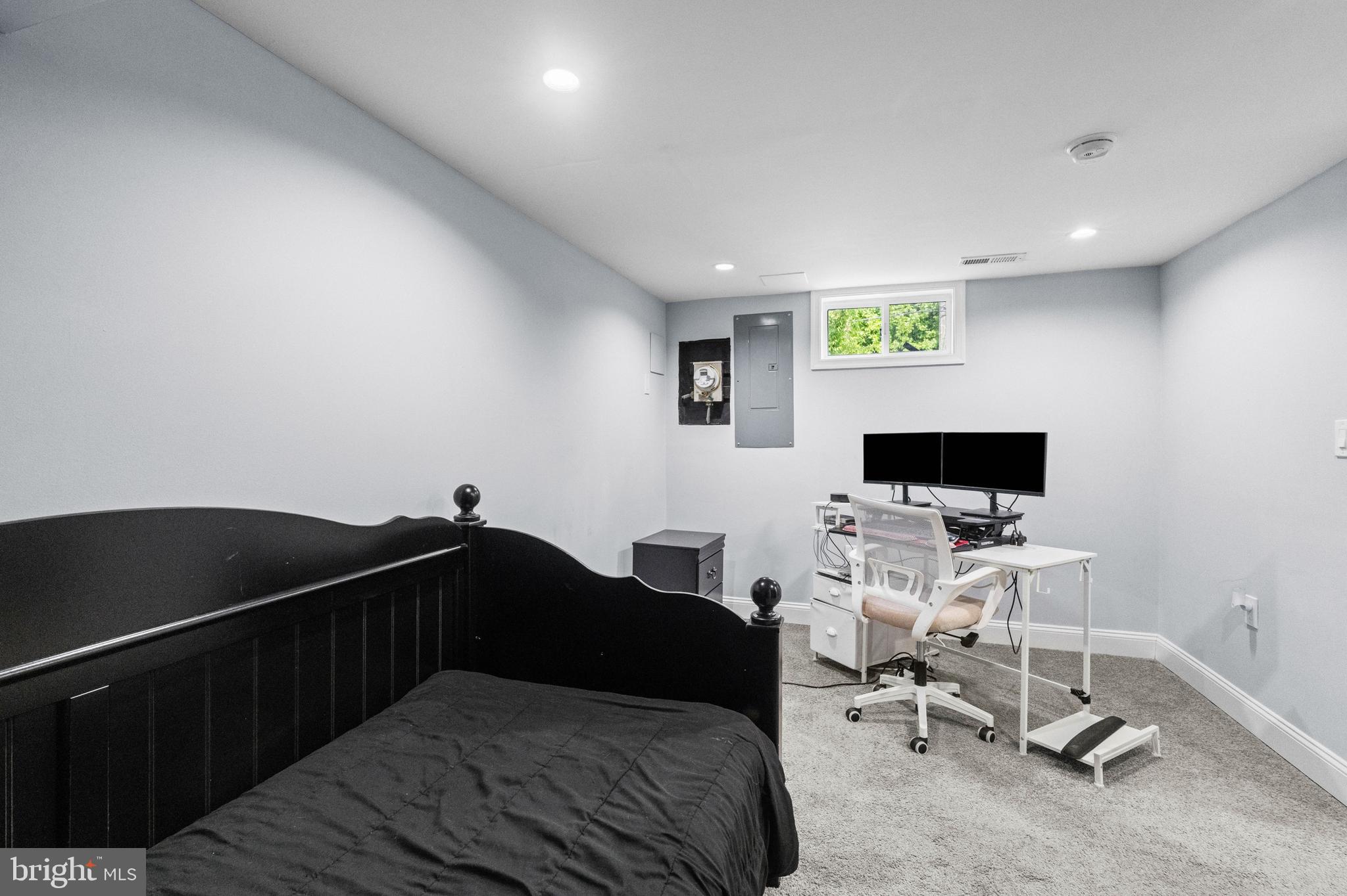 GLENMORE PARK - Residential
