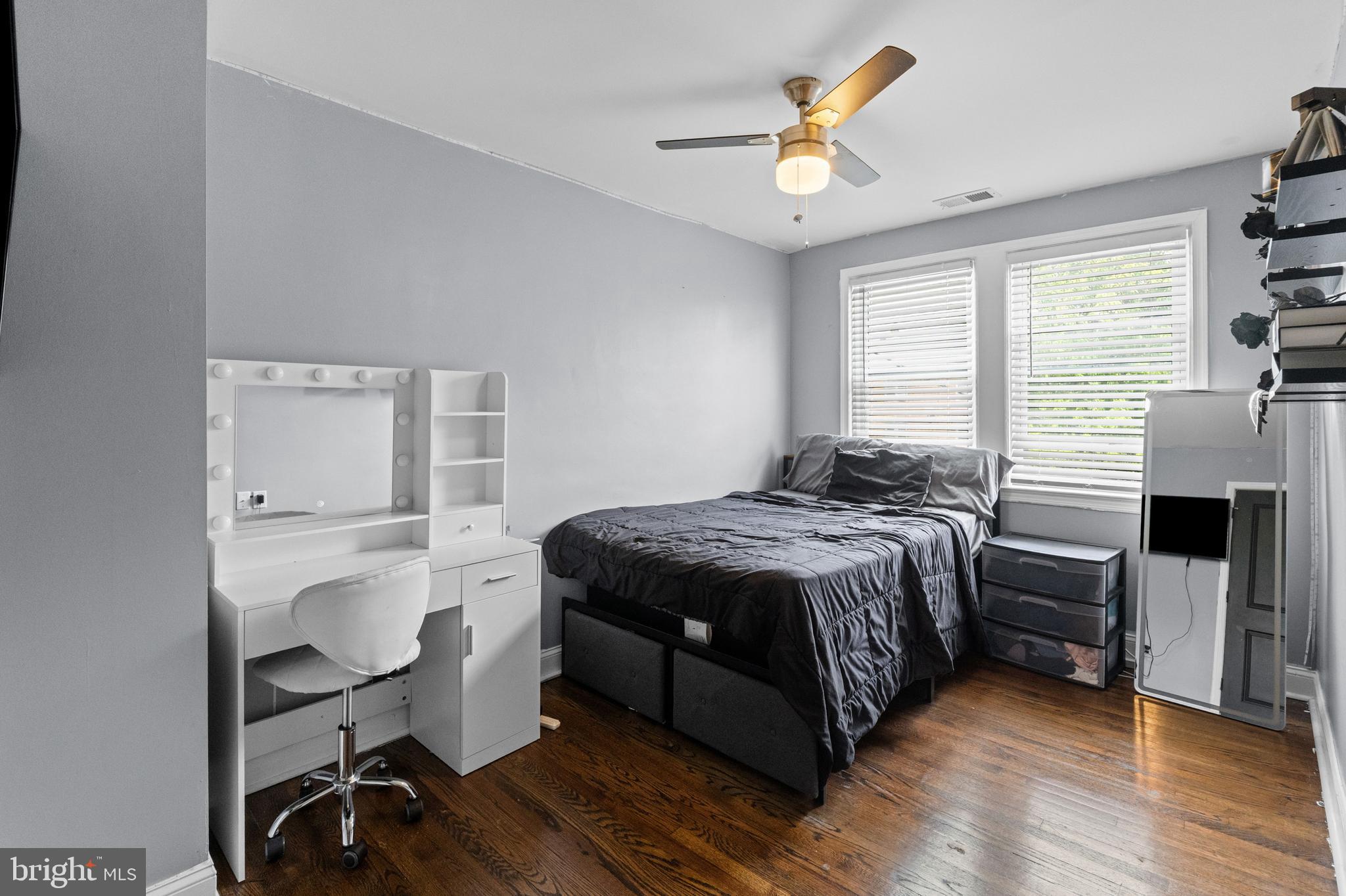 GLENMORE PARK - Residential