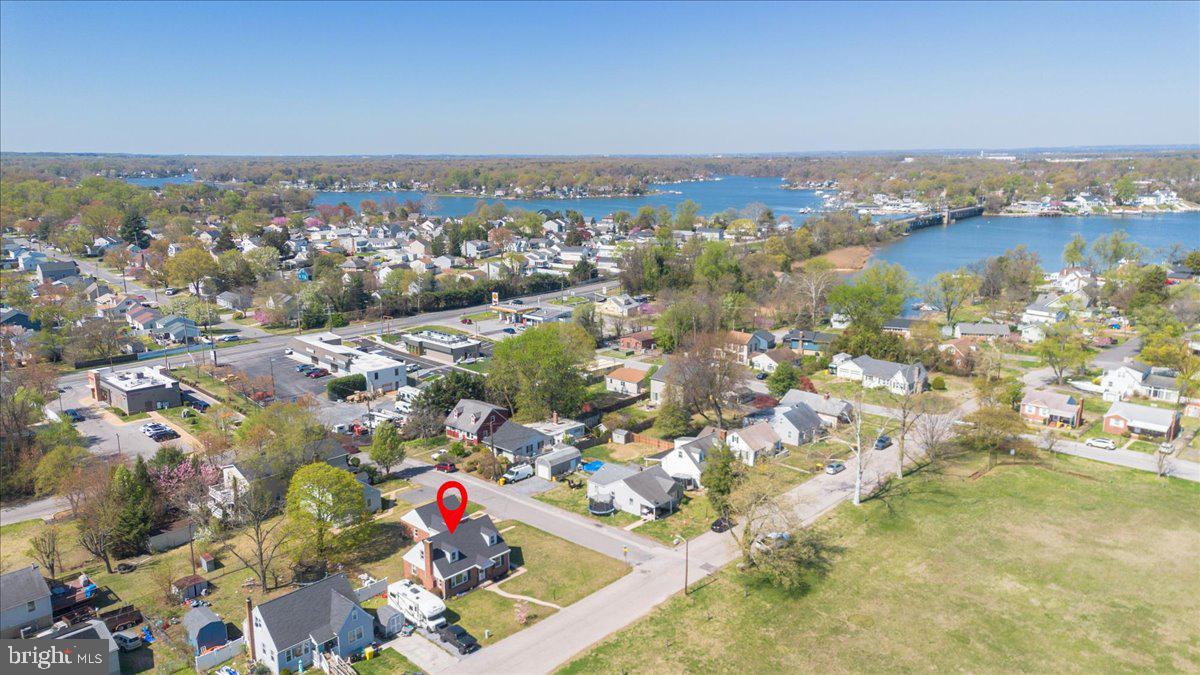 RIVIERA BEACH - Residential