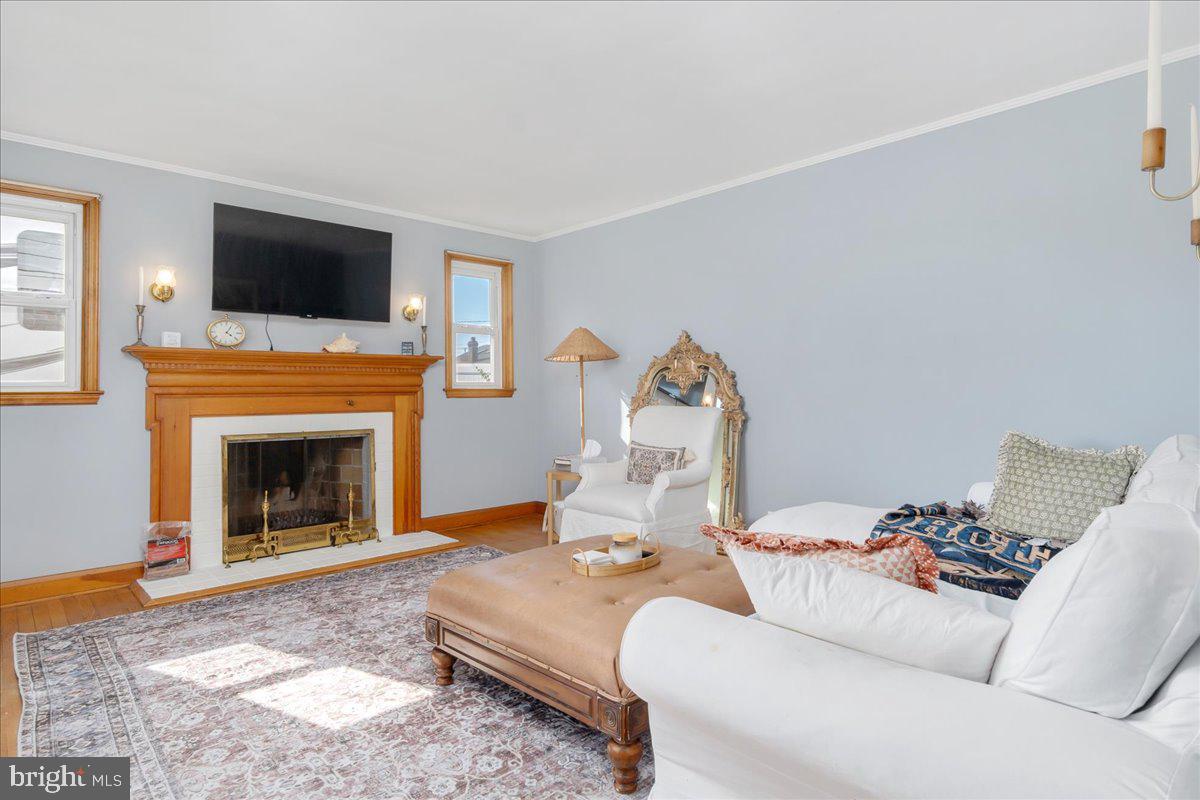 RIVIERA BEACH - Residential