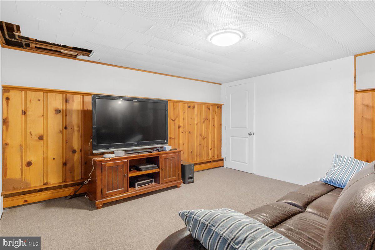 RIVIERA BEACH - Residential