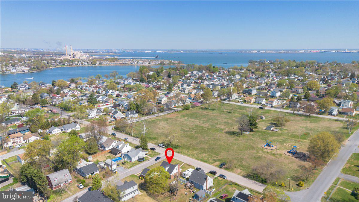 RIVIERA BEACH - Residential