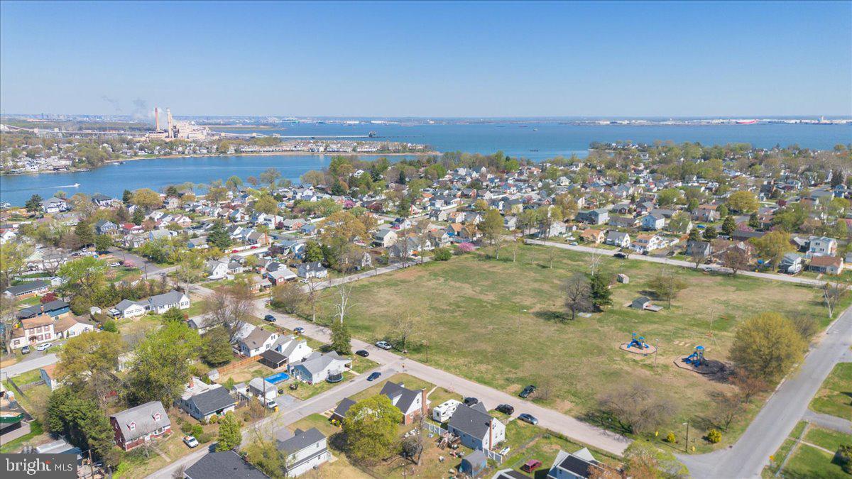 RIVIERA BEACH - Residential