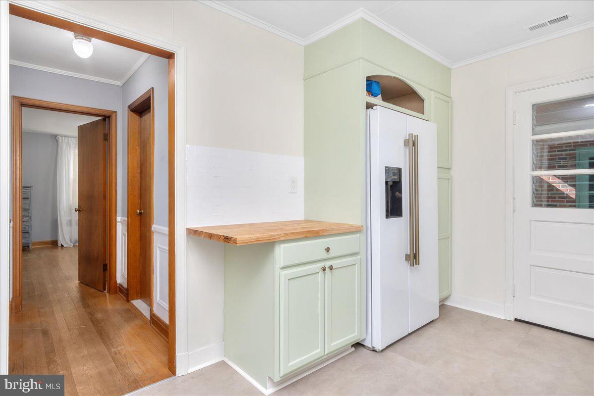 RIVIERA BEACH - Residential