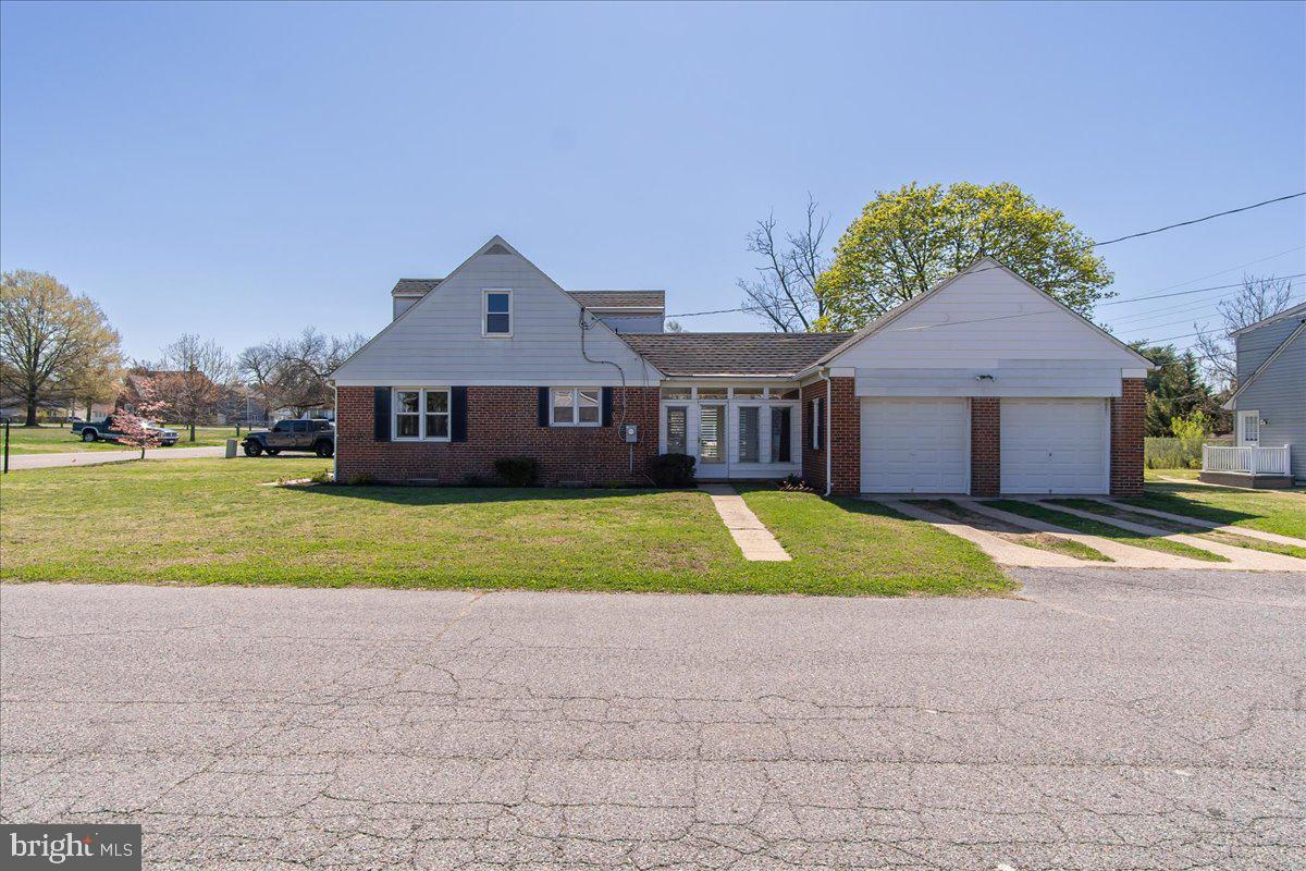 RIVIERA BEACH - Residential