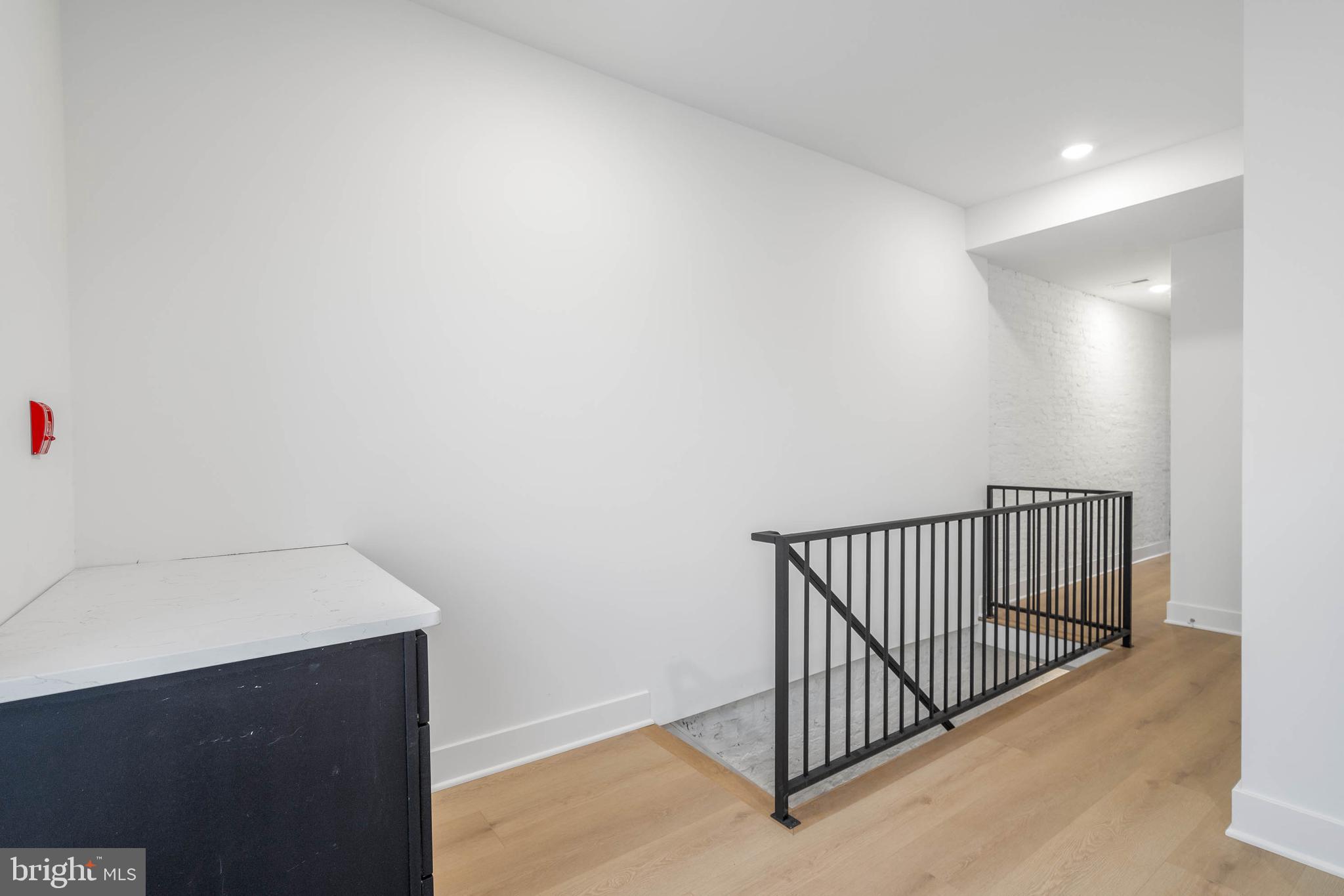 PASSYUNK SQUARE - Residential Income