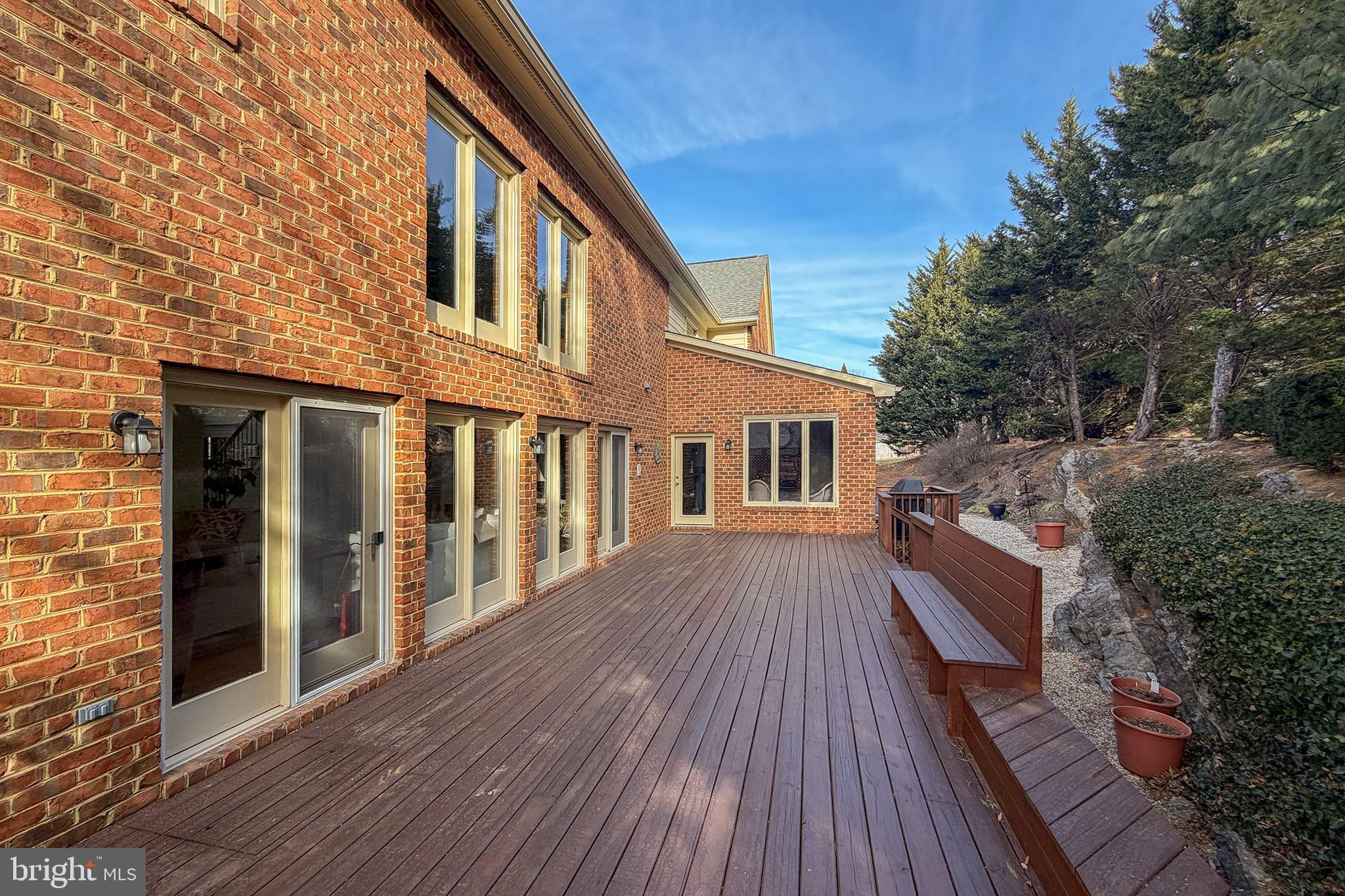 MEADOWBRANCH - Residential