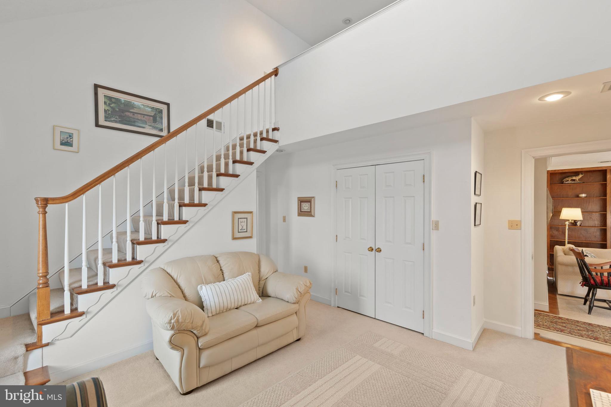 MEADOWBRANCH - Residential