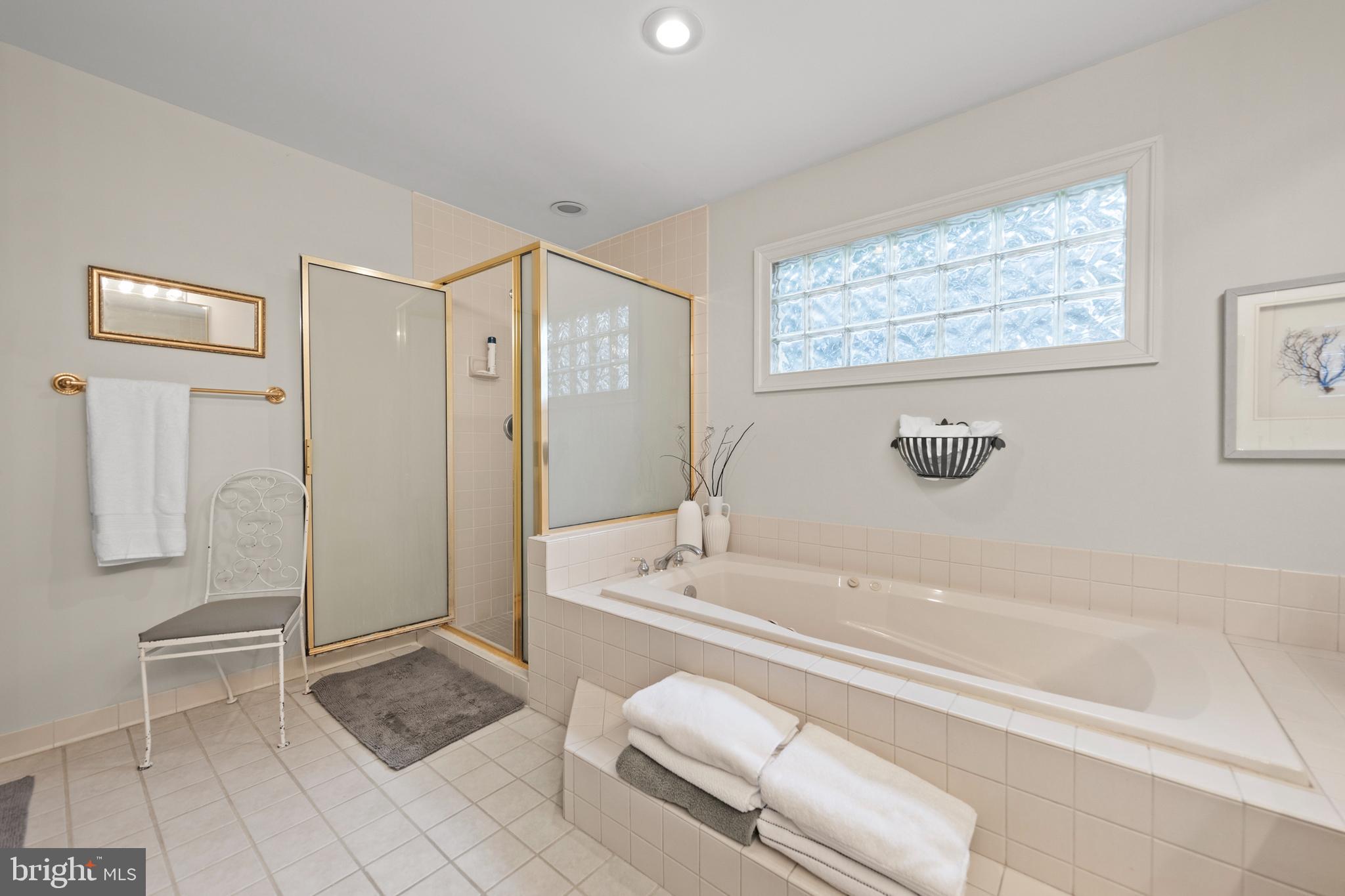 MEADOWBRANCH - Residential