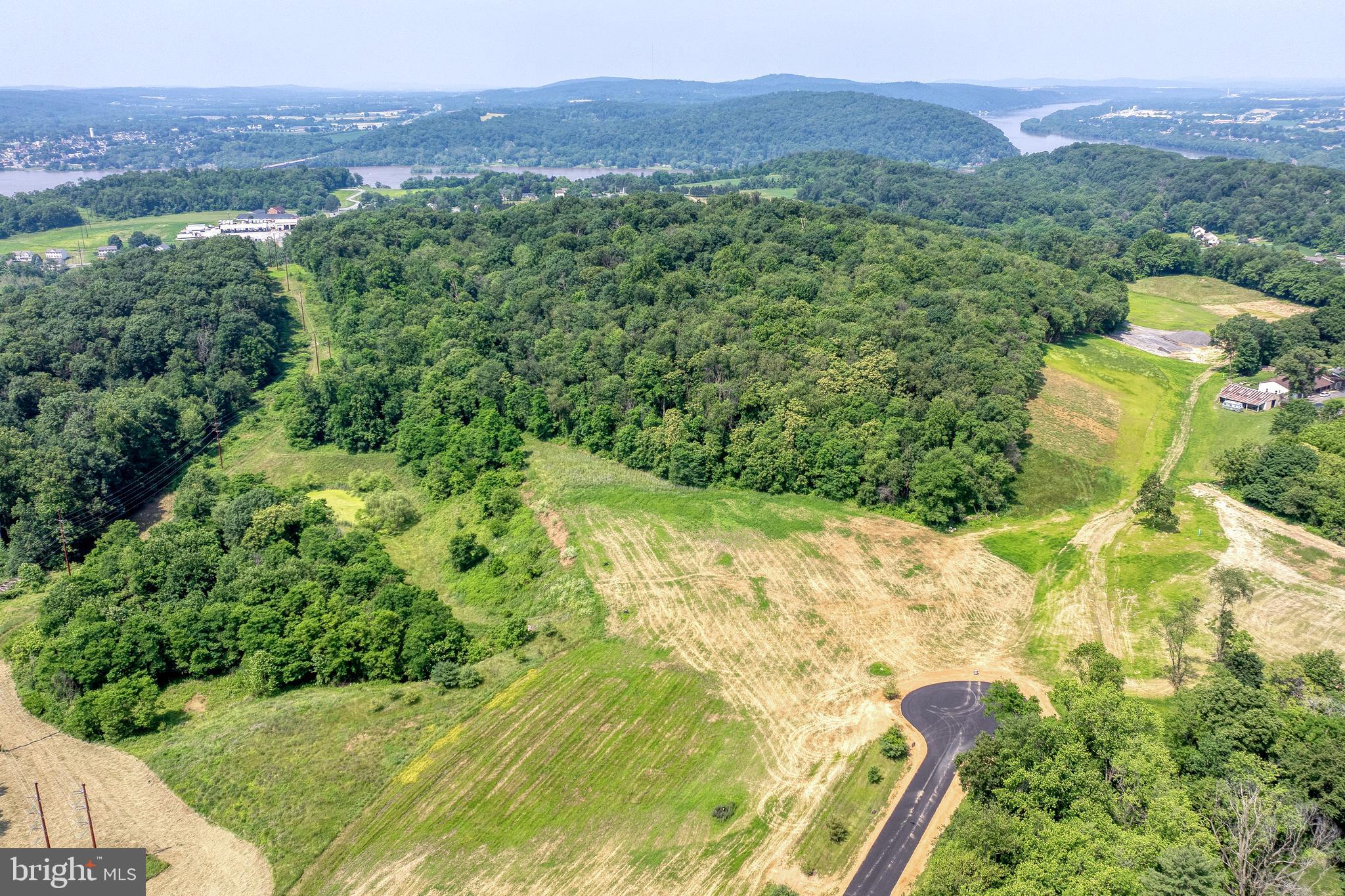 520 PHILLIPS DRIVE LOT 5