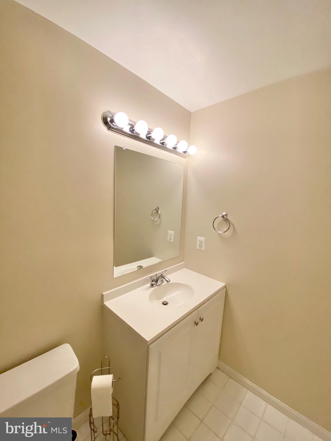 BASHFORD LANE CLUSTER - Residential Lease