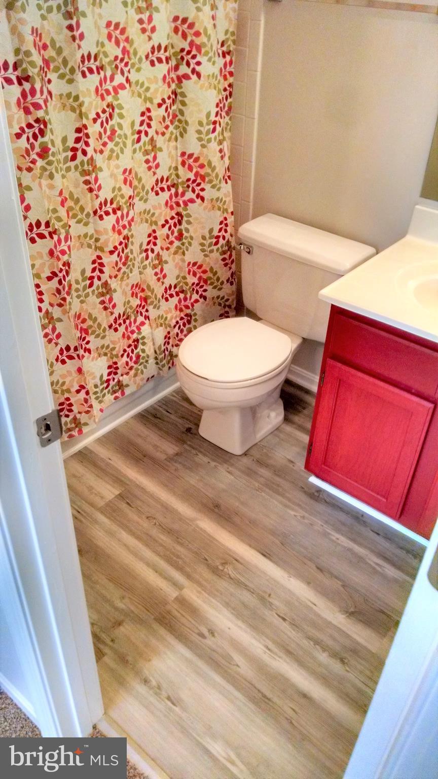 CEDAR GROVE AT CROFTON - Residential