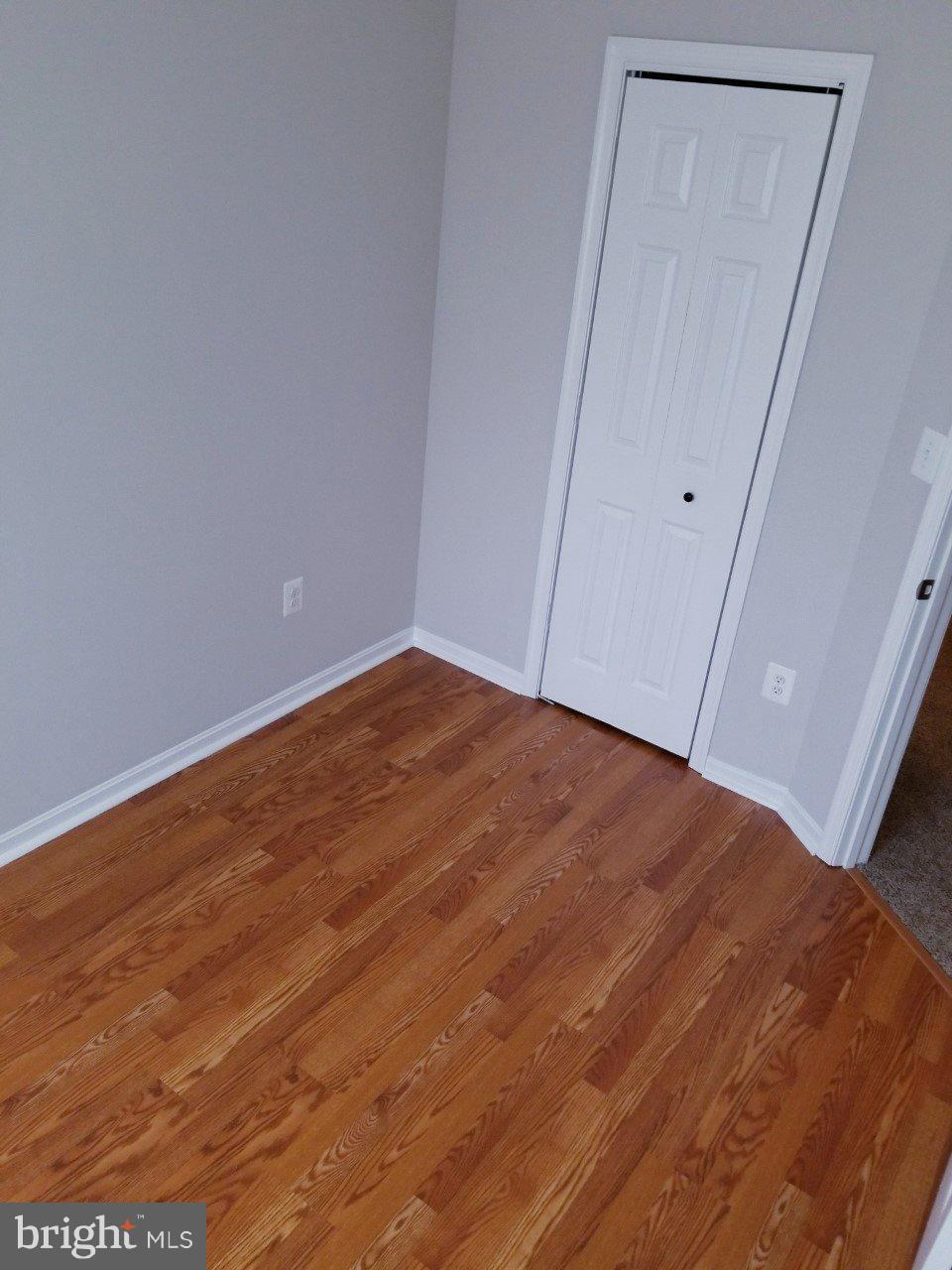 CEDAR GROVE AT CROFTON - Residential