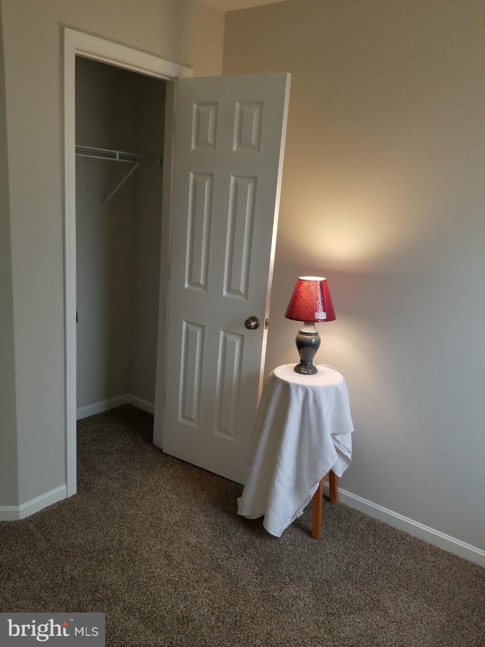 CEDAR GROVE AT CROFTON - Residential