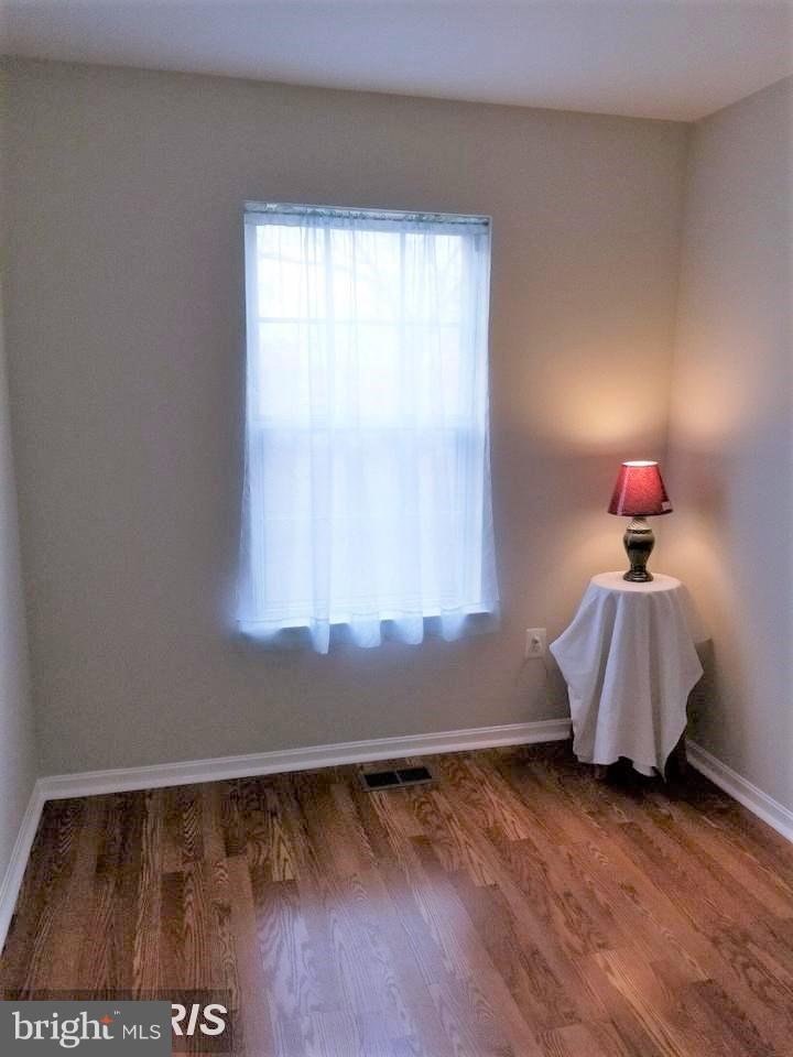 CEDAR GROVE AT CROFTON - Residential