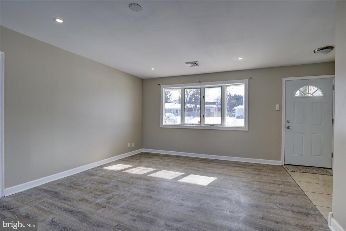 PENN SQ - Residential