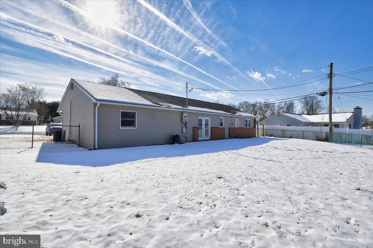 PENN SQ - Residential