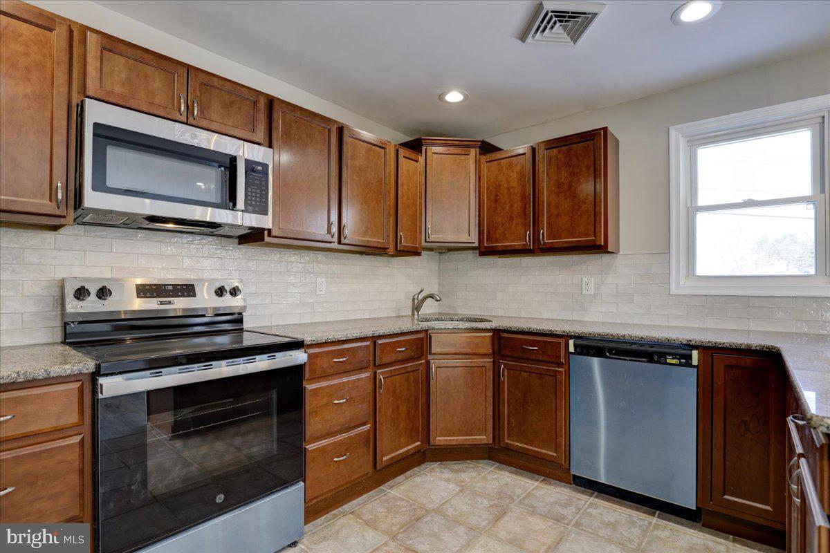 PENN SQ - Residential