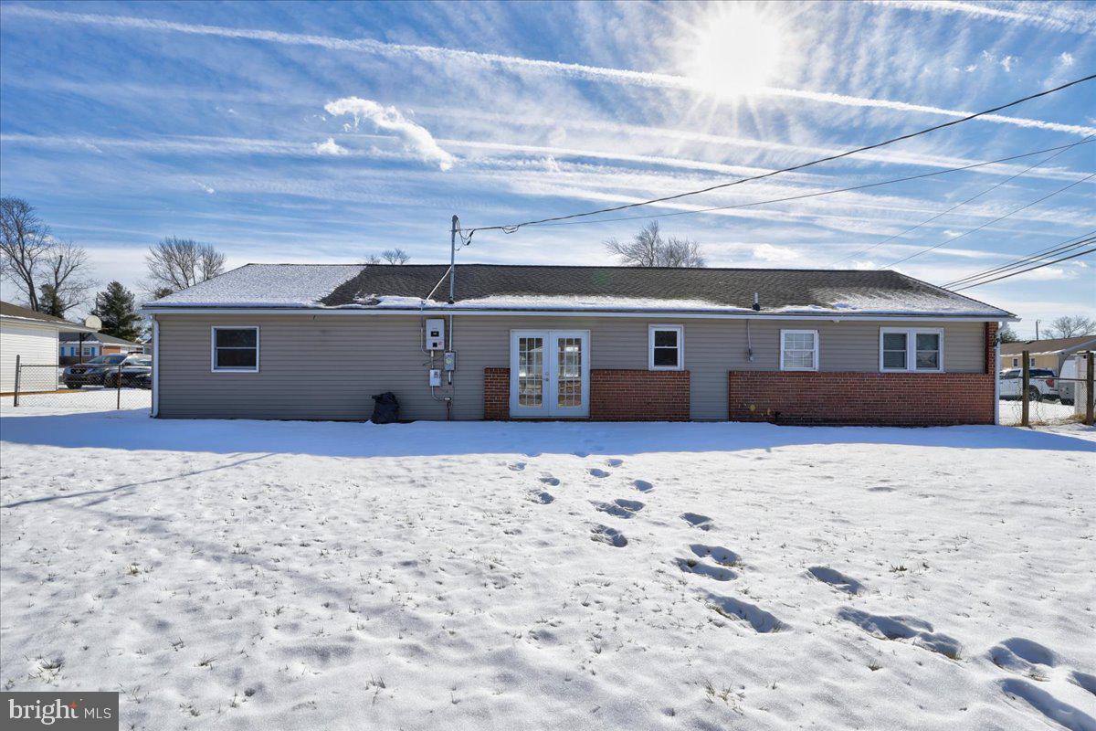 PENN SQ - Residential