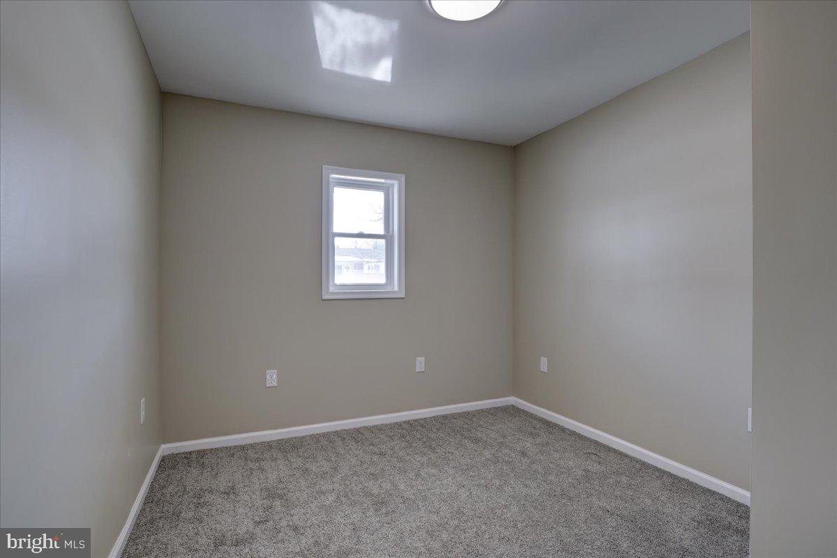 PENN SQ - Residential