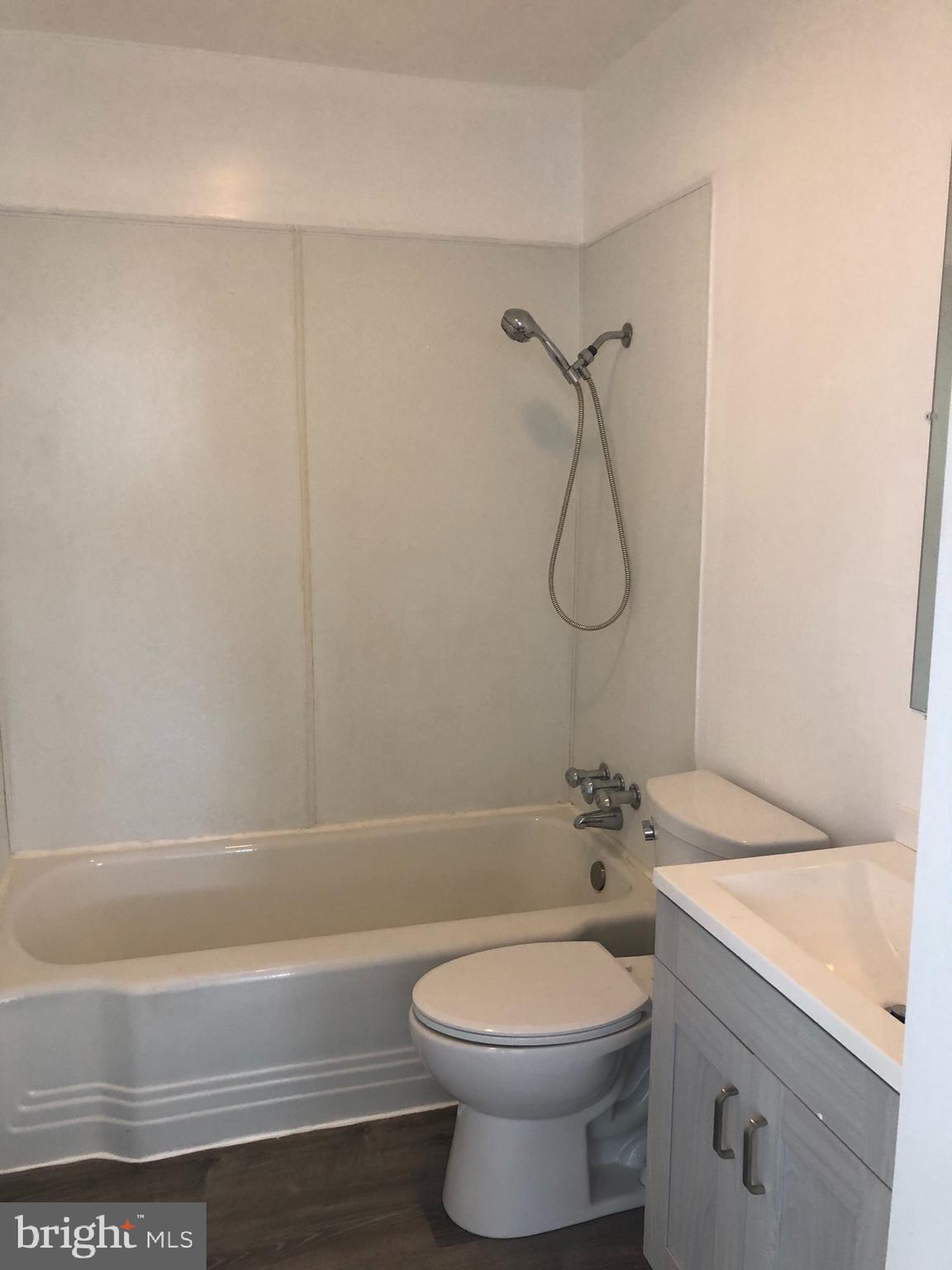 DUNDALK - Residential Lease