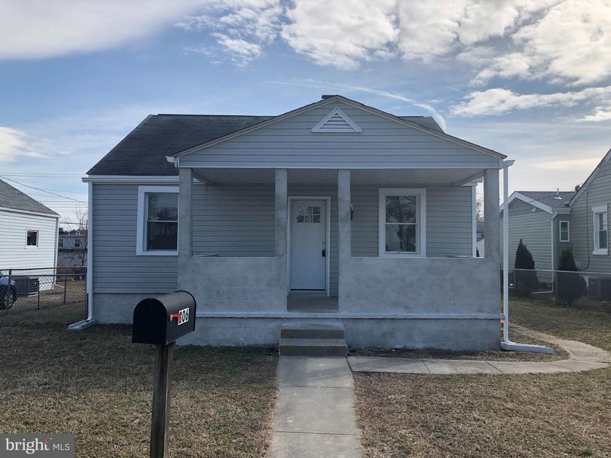 How great is this place?! Cozy ONE level living at its best. 2 bedrooms.  Beautifully updated-  This place really shines.  Large flat yard, fenced on 3 sides. Landlord requires 620 or above credit score, income verification, no smoking.  Pets will be considered with good credit, 24 month lease, and additional deposit.