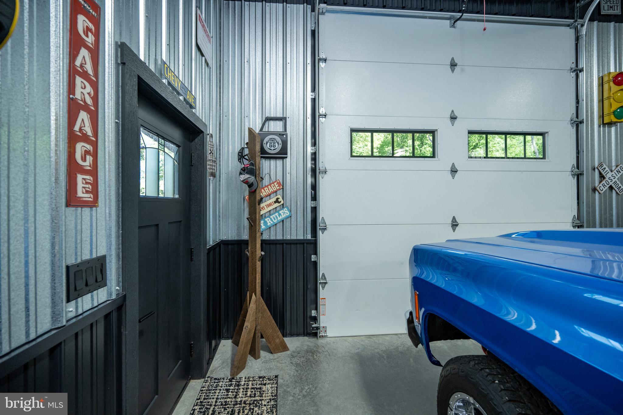 DEVILS HALF ACRE - Residential