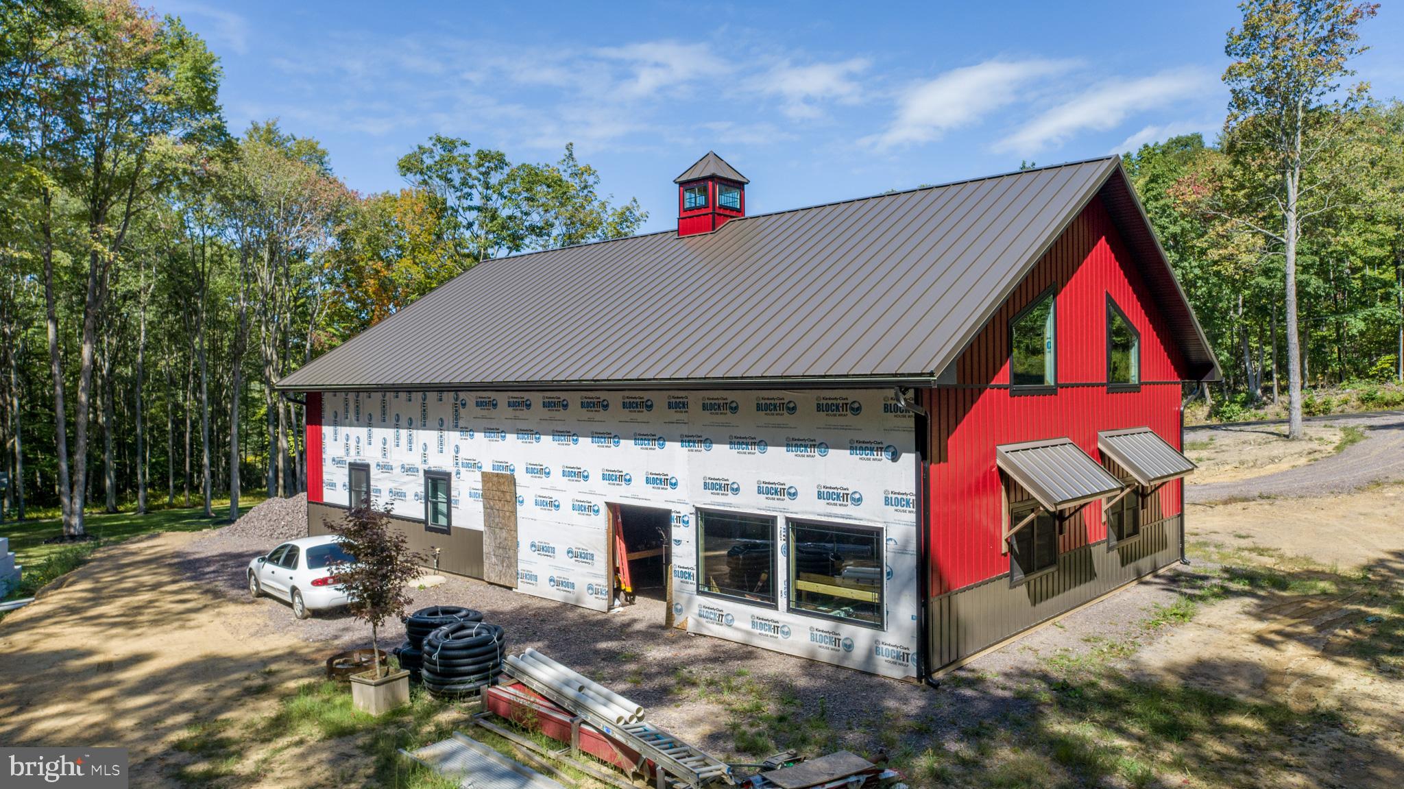 DEVILS HALF ACRE - Residential