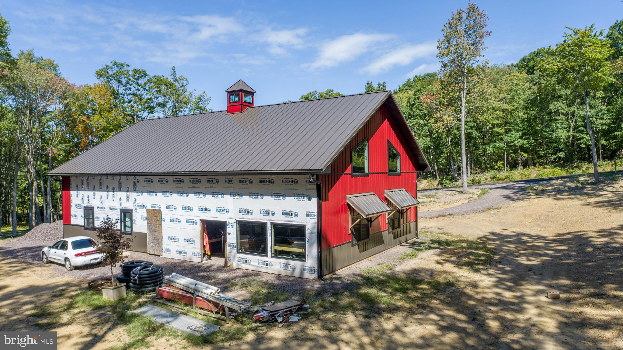 DEVILS HALF ACRE - Residential