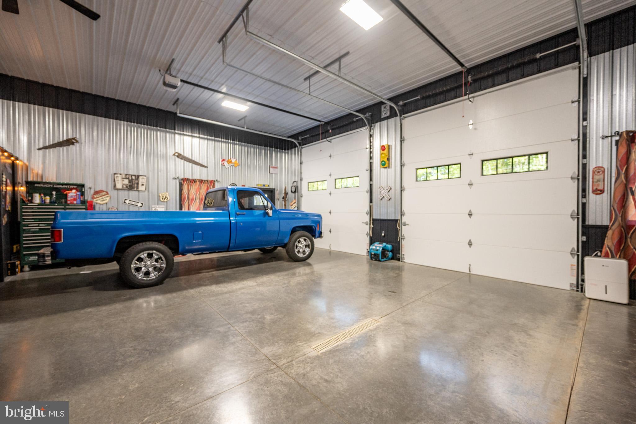 DEVILS HALF ACRE - Residential