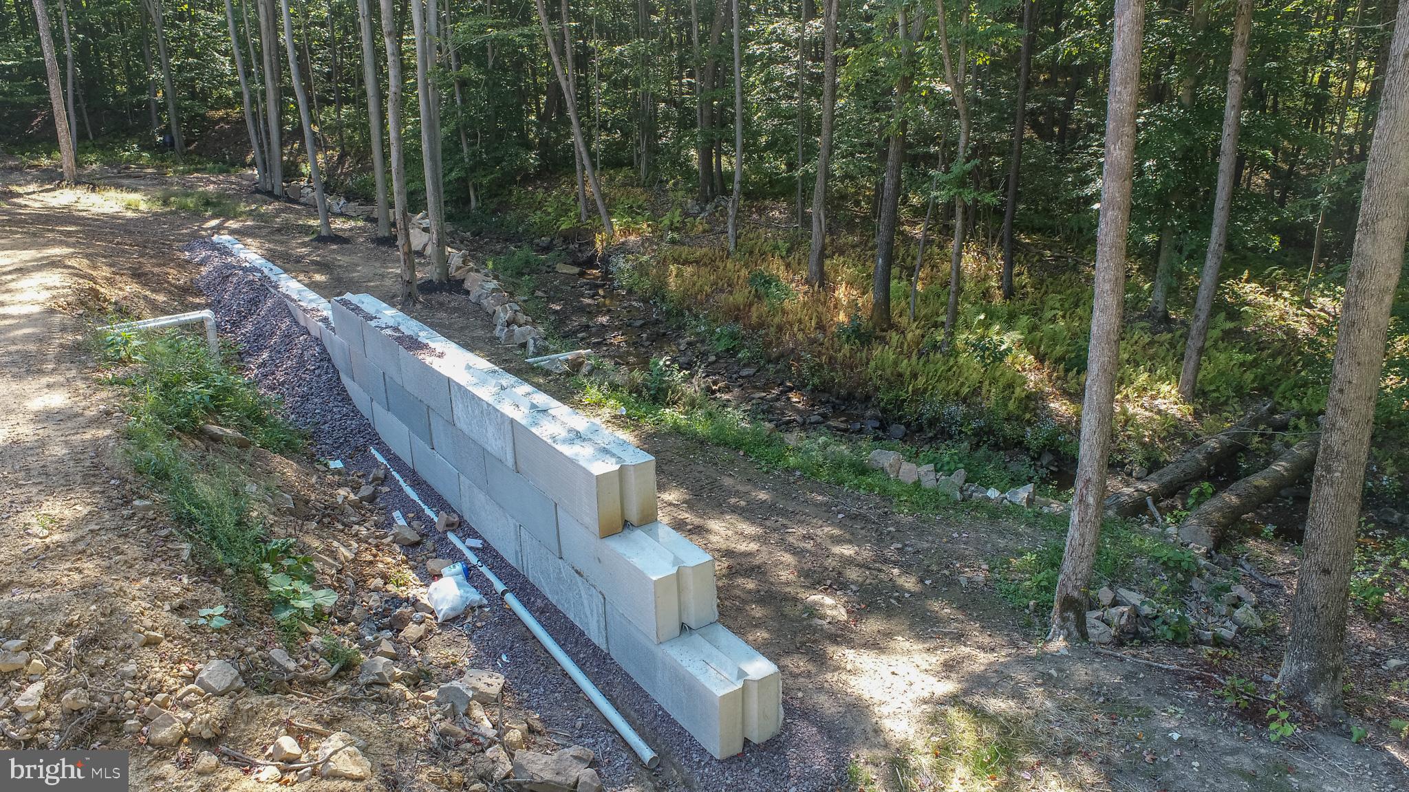 DEVILS HALF ACRE - Residential