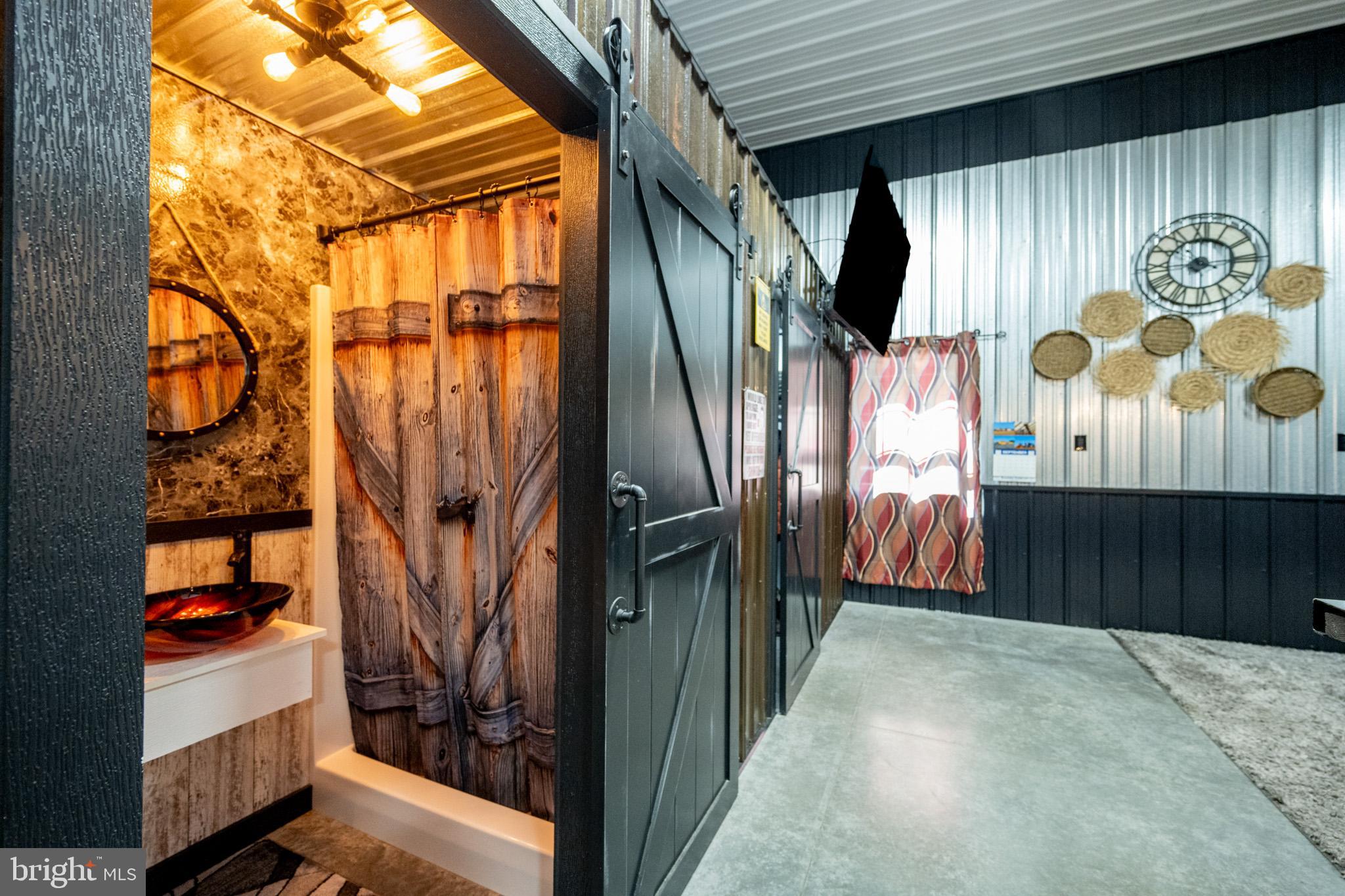 DEVILS HALF ACRE - Residential