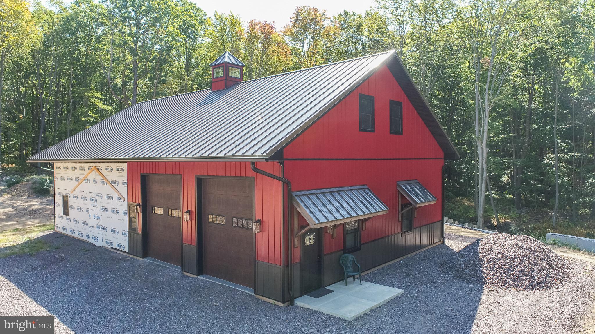 DEVILS HALF ACRE - Residential